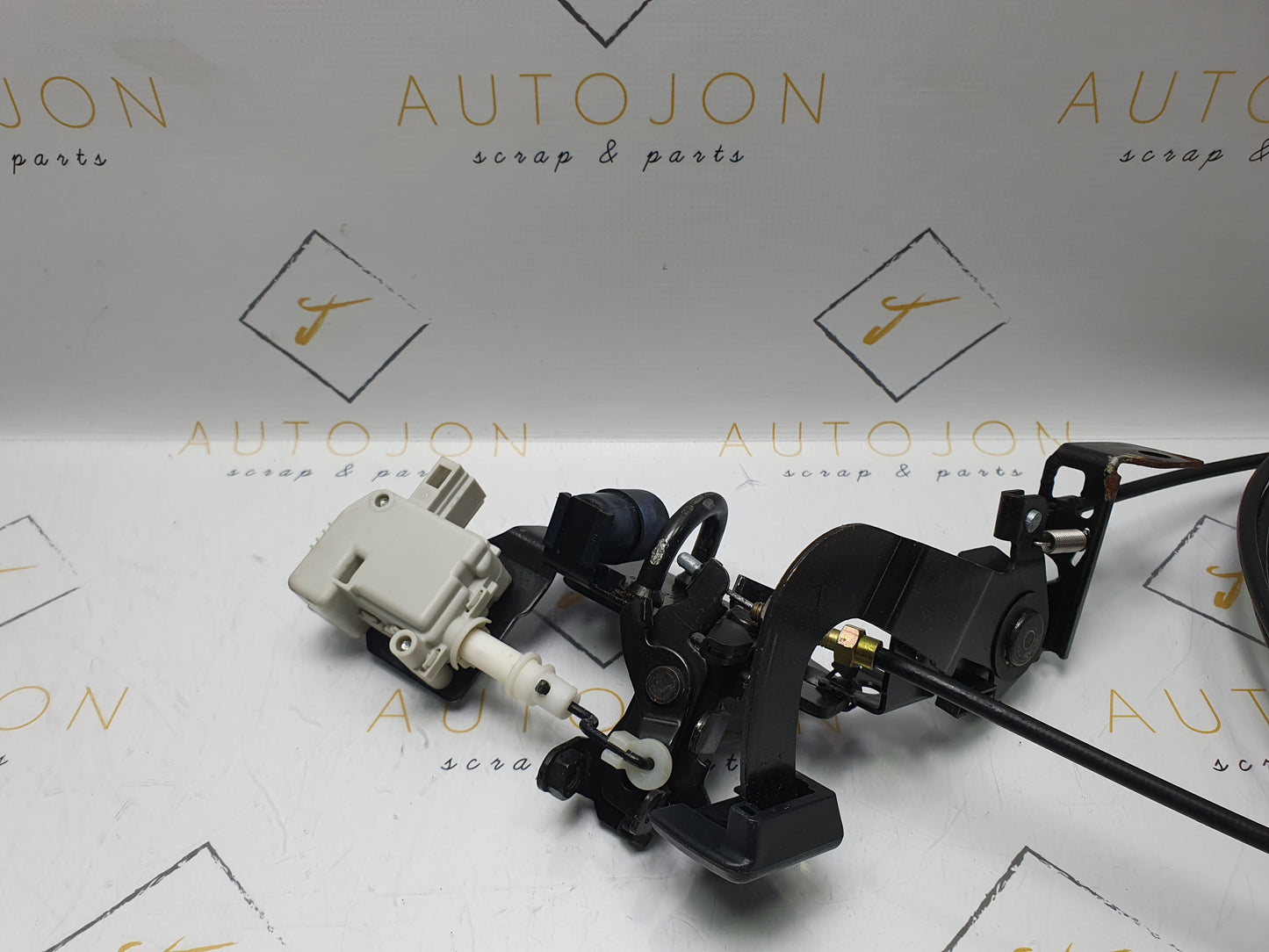 Maner deschidere capota SKODA FABIA Combi (6Y5) [ 2000 - 2007 ] OEM 6Y0827511A  / 6Y08 27 511 A