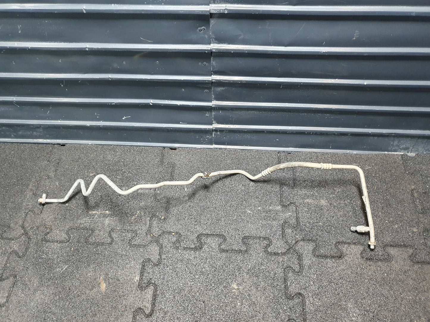 Conducta AC inalta presiune RENAULT MEGANE II Estate (KM0/1_) [ 2003 - 2012 ] OEM 8200359686 / 8200 359 686