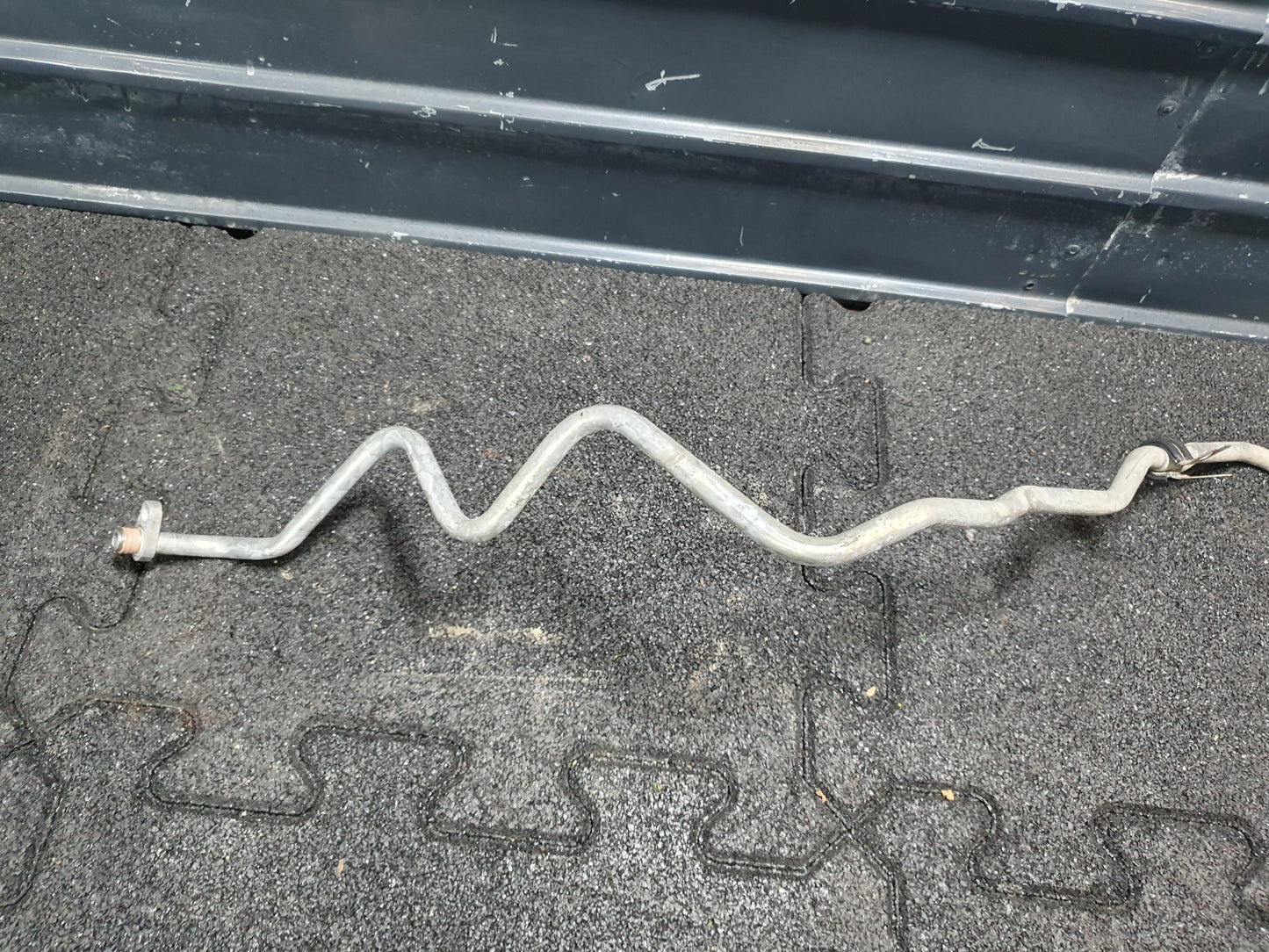 Conducta AC inalta presiune RENAULT MEGANE II Estate (KM0/1_) [ 2003 - 2012 ] OEM 8200359686 / 8200 359 686