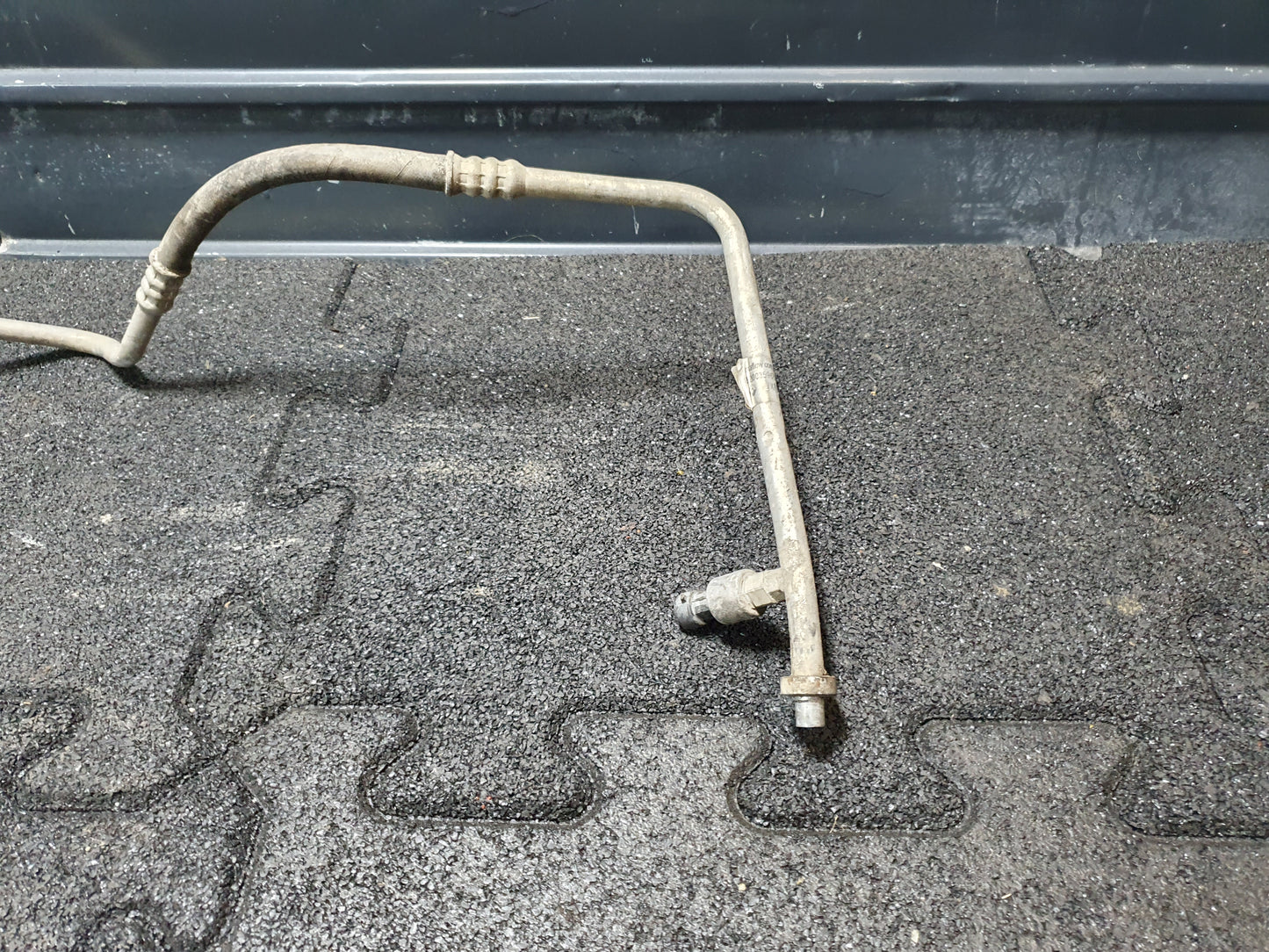 Conducta AC inalta presiune RENAULT MEGANE II Estate (KM0/1_) [ 2003 - 2012 ] OEM 8200359686 / 8200 359 686