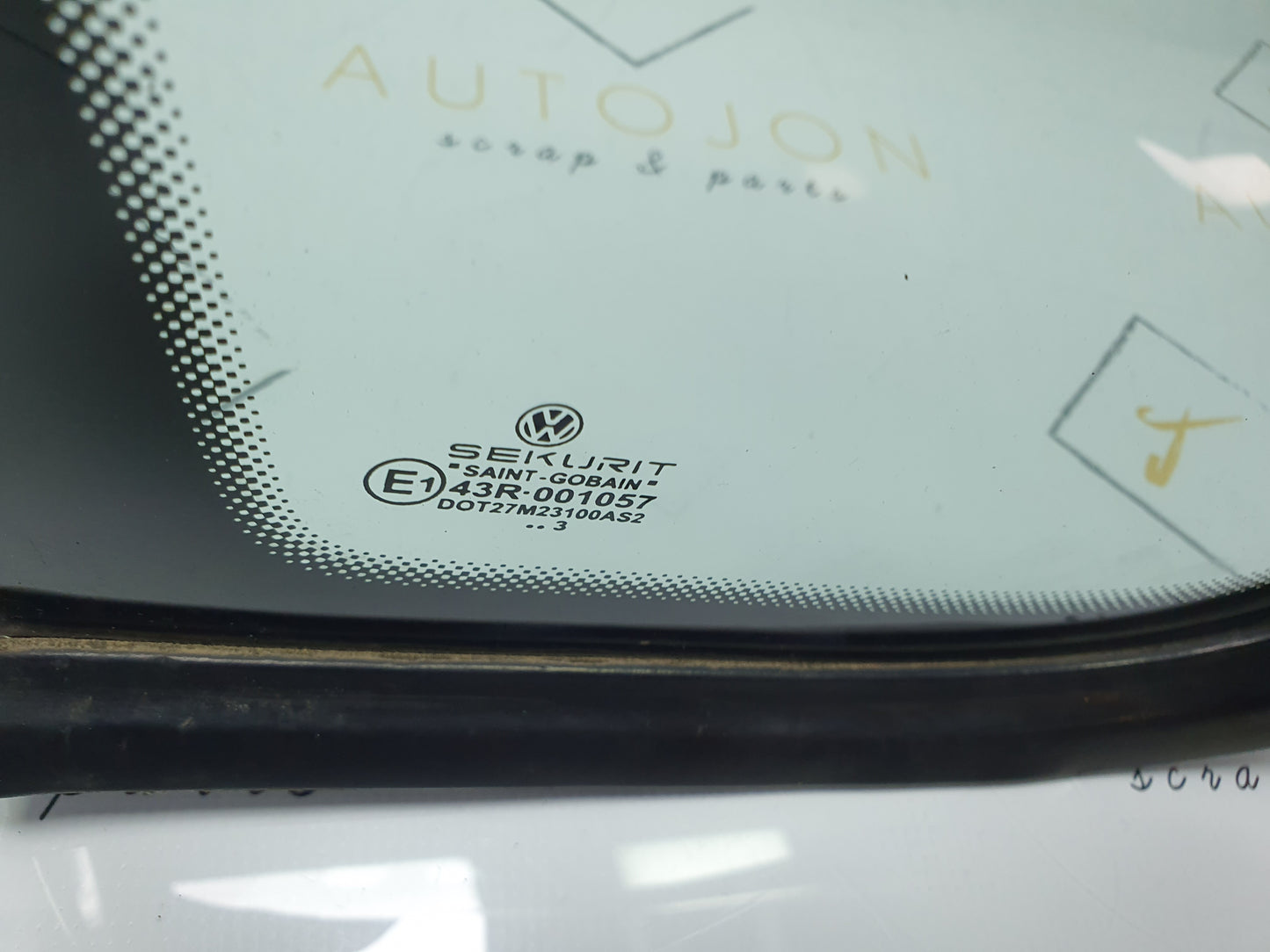 Geam fix stanga spate VOLKSWAGEN POLO (9N_) [ 2001 - 2012 ] OEM 6Q4845297L / 6Q4 845 297 L