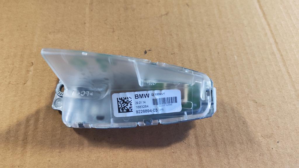 Antena radio f20 f21 f22 f30 f80 f31 f34 f32 f82 f36 i8 x5 x6 f15 f16 65209226894 9226894 9252257
