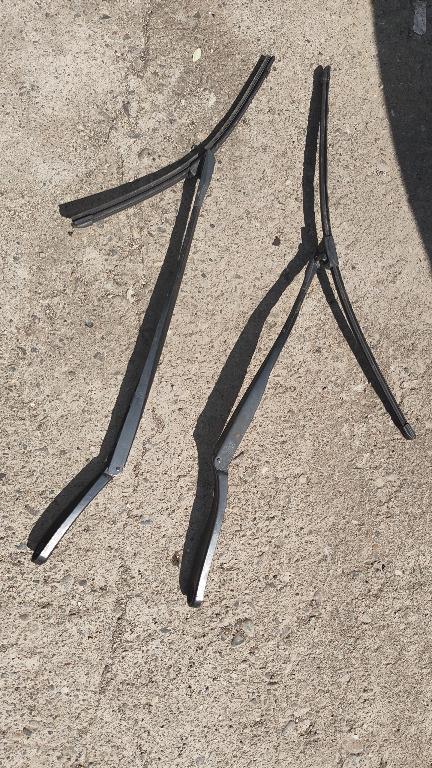 BRAT STERGATOR FATA BMW F10 F11 F06 F12 F13 F01 F02 F03 F04 61617182459 7182459
