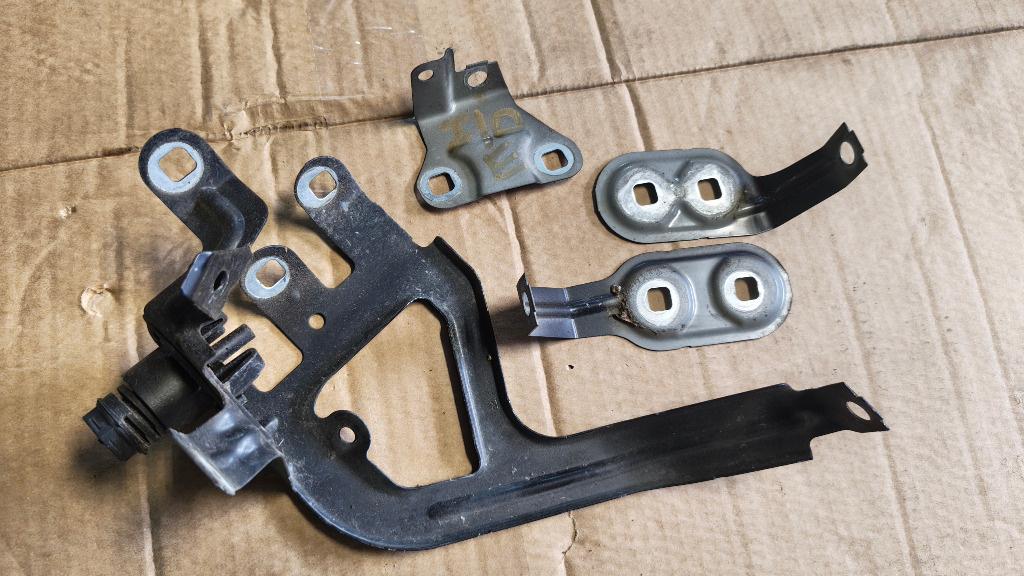 SUPORT ARIPA BMW F10 F11 Seria 5 STANGA/DREAPTA 41357207209 7207209 41357207210 7207210