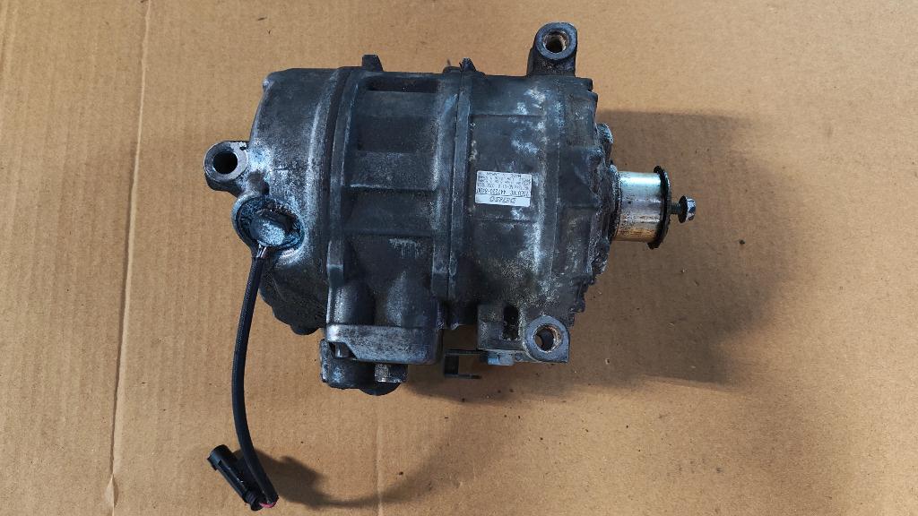 COMPRESOR AER CONDITIONAT BMW E65 Seria 7 730D M57 2001-2005 7SEU16C 447220-8490 HFC134A ND-0IL8 64506901783