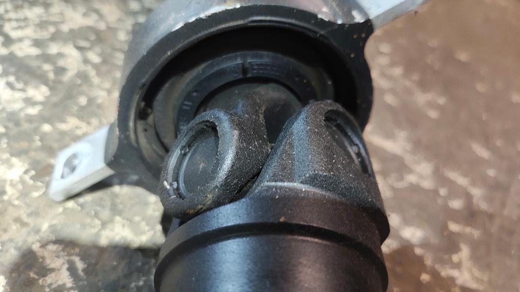 Cardan bmw f34 seria 3 26107615018 7615018 318d 320d L=1649MM n47