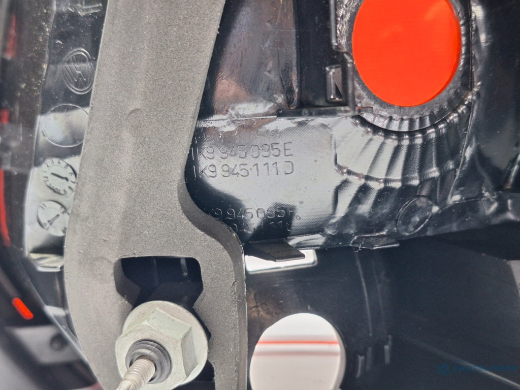 Stop stanga VOLKSWAGEN GOLF VI Variant (AJ5) [ 2009 - 2013 ] TDI (CAYC) 77KW|105HP OEM 1K9945095E