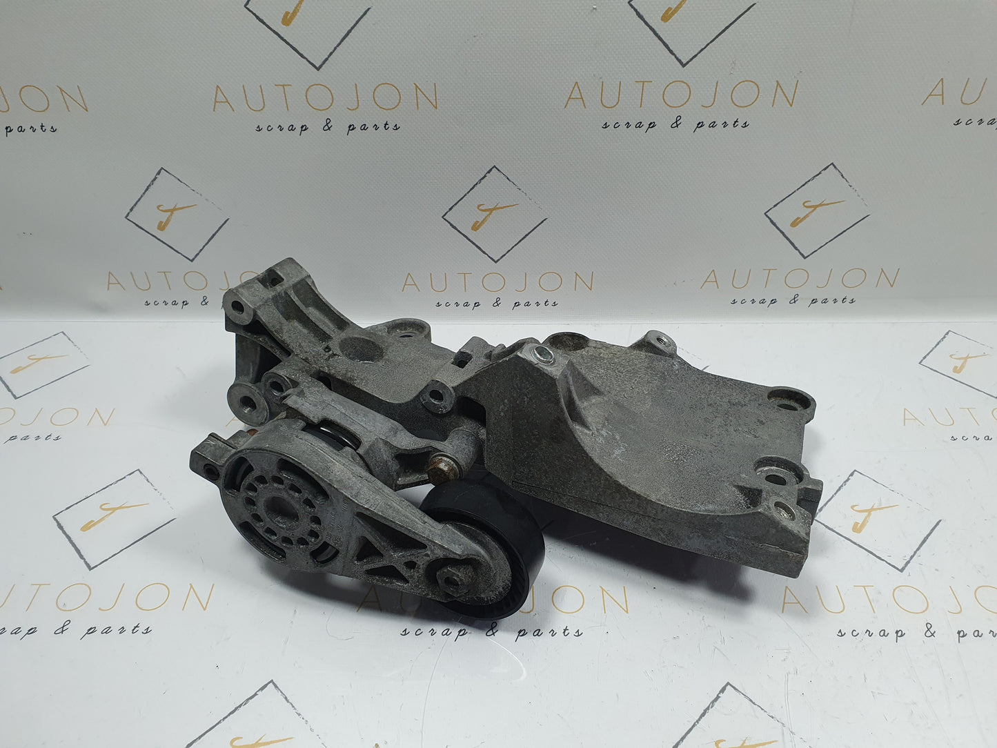 Suport accesorii Vokswagen Passat B6 (3C5) 2.0 TDI BKP 2007