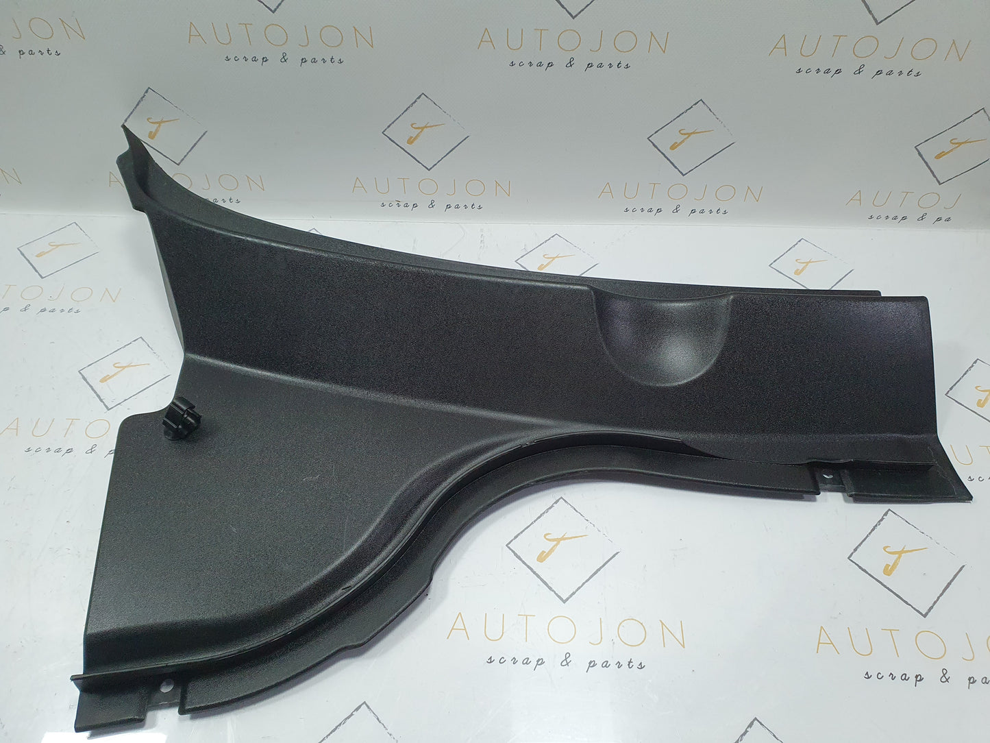 Grila stergatoare dreapta Volkswagen Passat B6 (3C5) Kombi 2.0 TDI BMP 2007