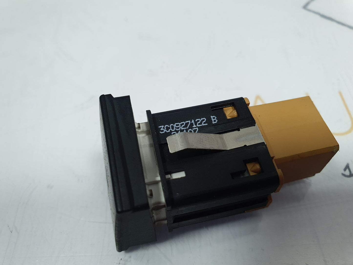 Buton Park Assist Volkswagen Passat B6 (3C5) Kombi 2.0 TDI BMP 2007