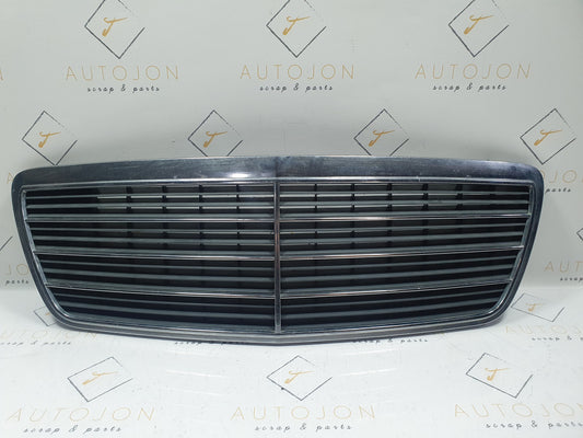 Grila capota motor Mercedes E Class (W210) 220 CDI OM611 2001