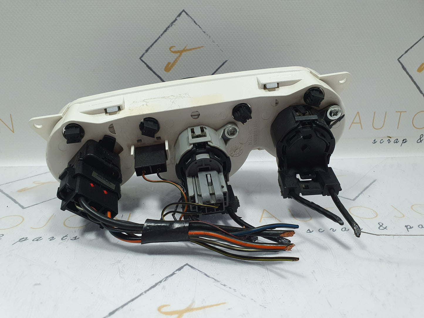 Panou climatizare Ford Focus (DAW, DBW) 1.6 16V 2000