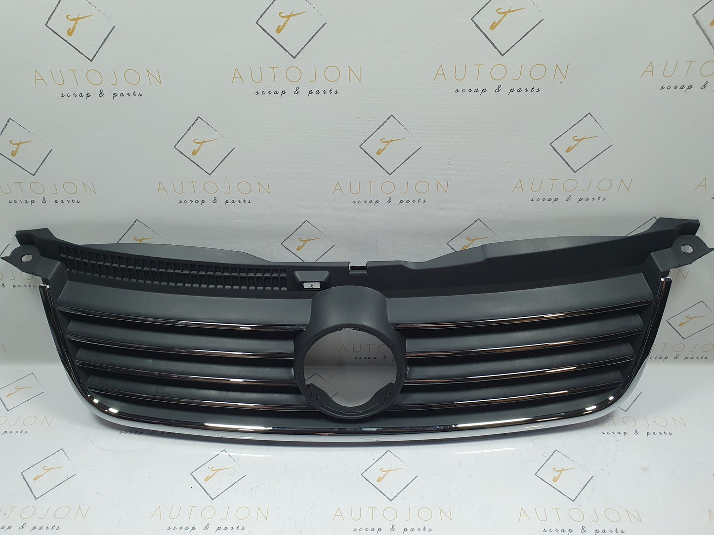 Grila radiatoare Volkswagen Passat B5.5 (3B3) Sedan 1.9 TDI 2003