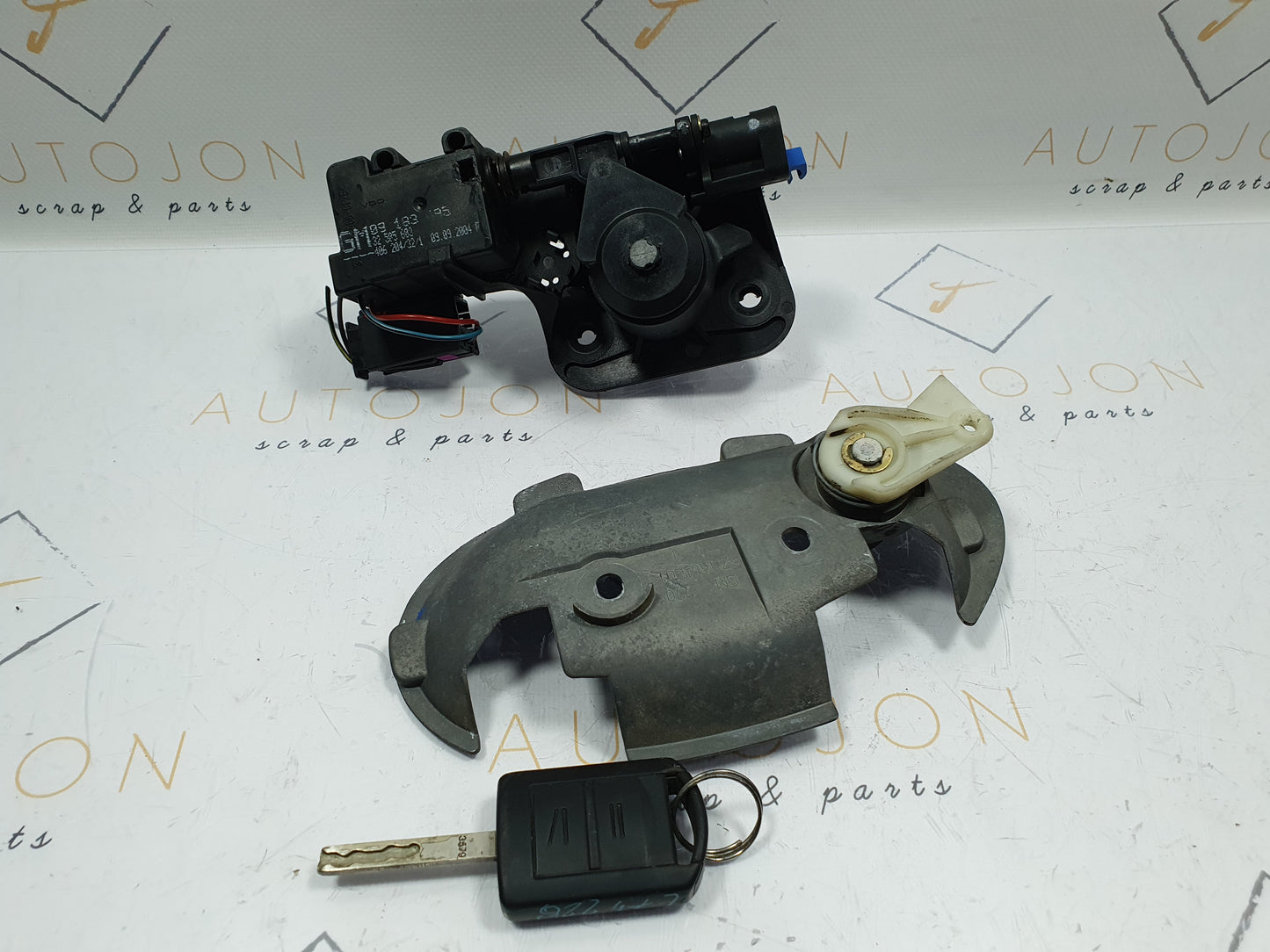 Set butuci cu cheie Opel Meriva A (E75) 1.7 DTI 2005