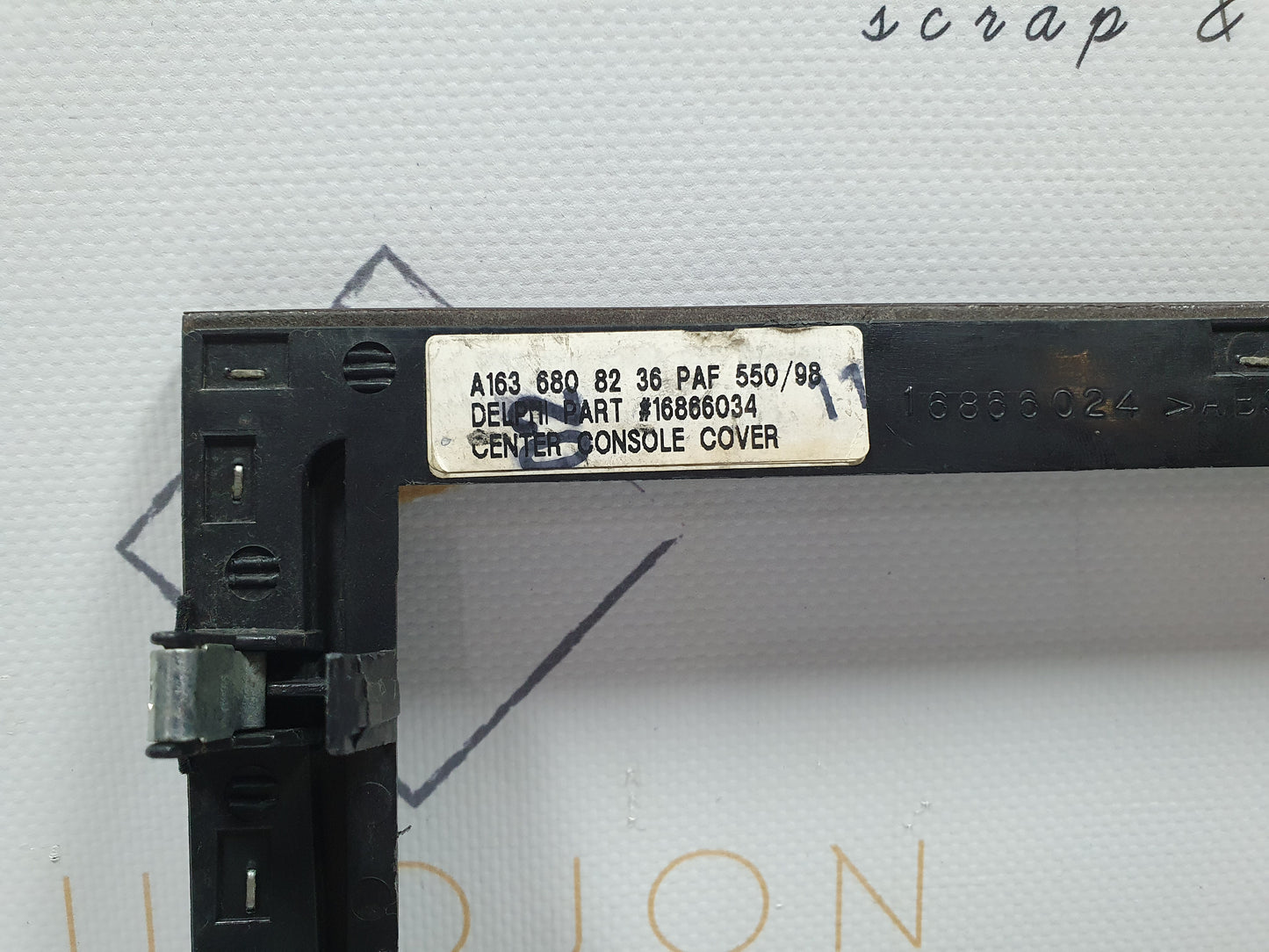 Ornament consola centrala mahon Mercedes ML (W163) 270 CDI OM612 2001