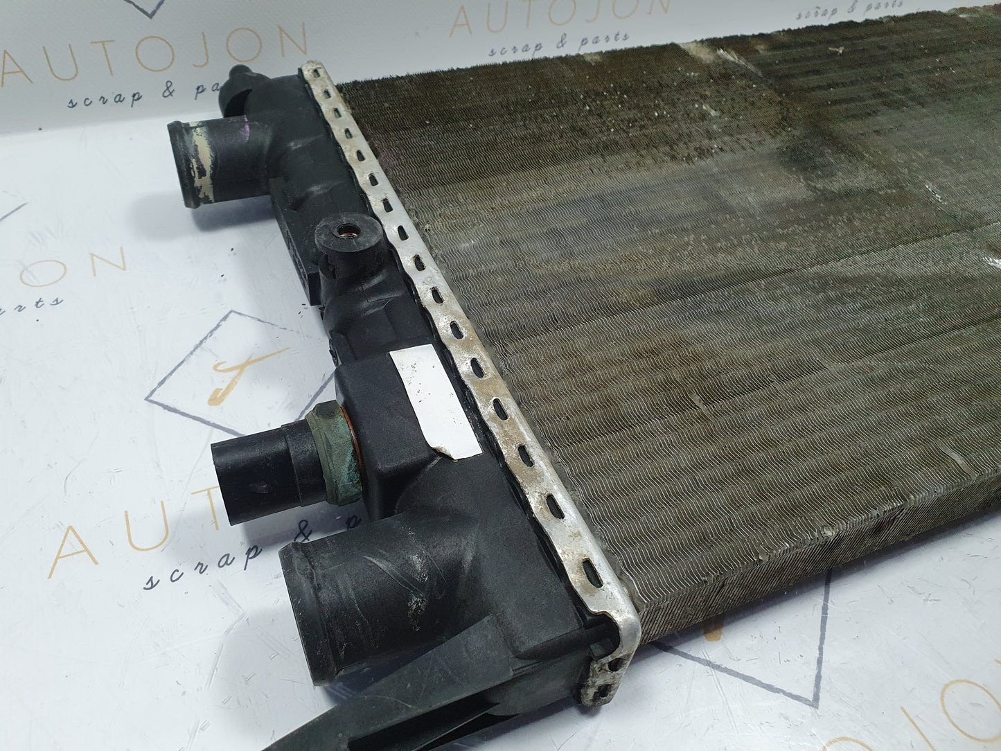 Radiator apa Opel Corsa B (F68) 1.0 b X10XE 1998
