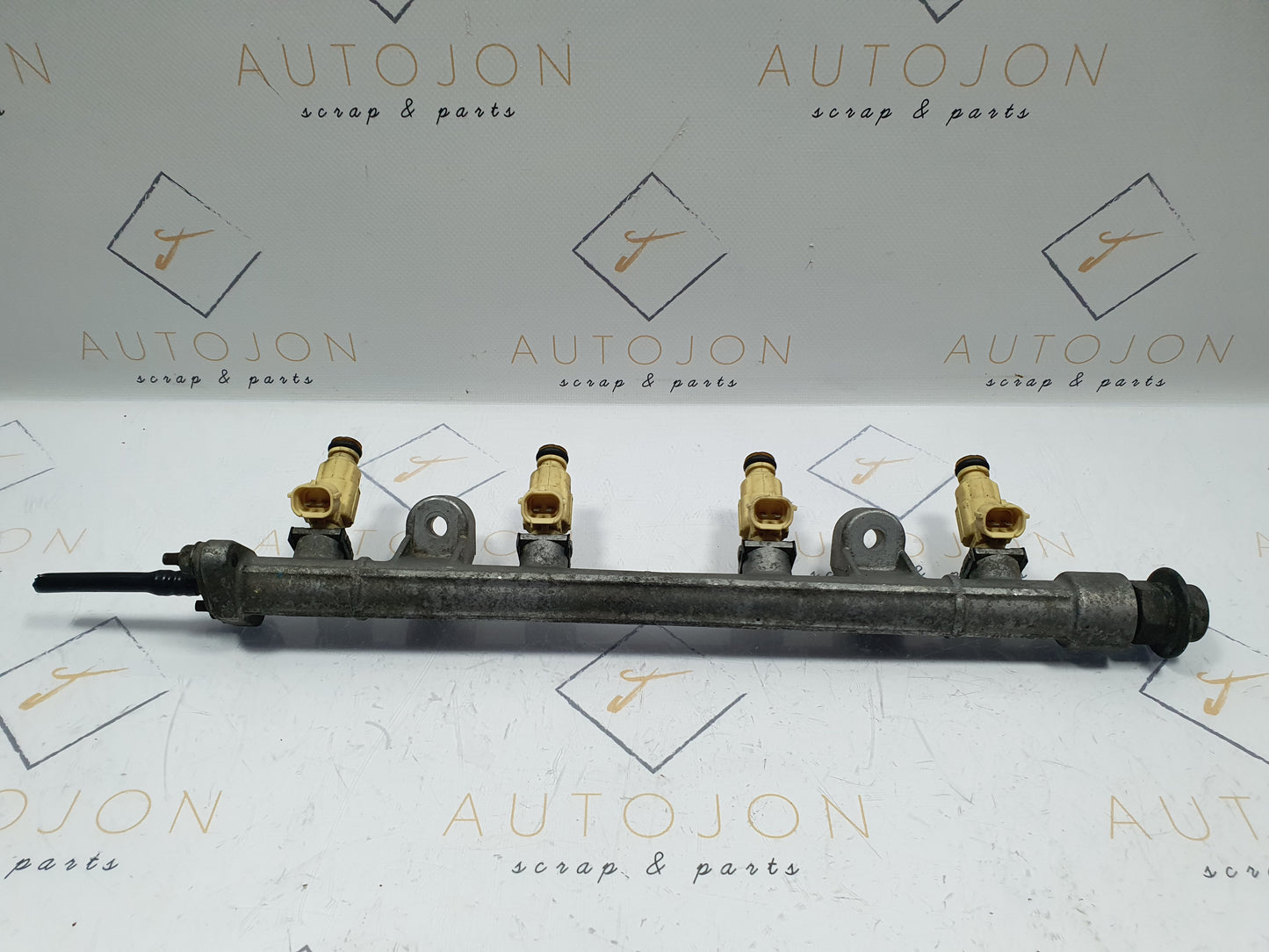 Rampa si injectoare Hyundai Coupe (RD) 1.6 16V 2002