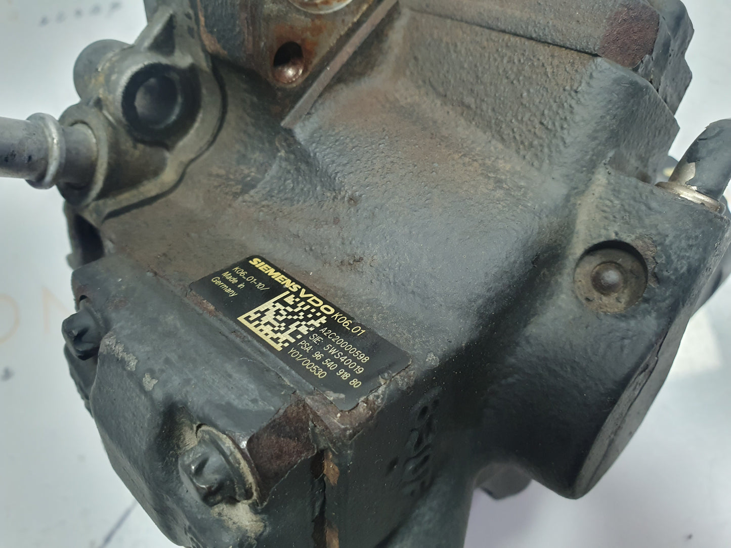 Pompa inalta 9654091880  Peugeot 407 Estate (6CJ) 2.0 HDi