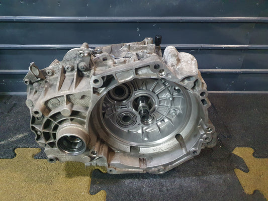 Cutie DSG LQT incompleta Skoda Superb (3T5) Kombi 2.0 TDI CBBB 2010