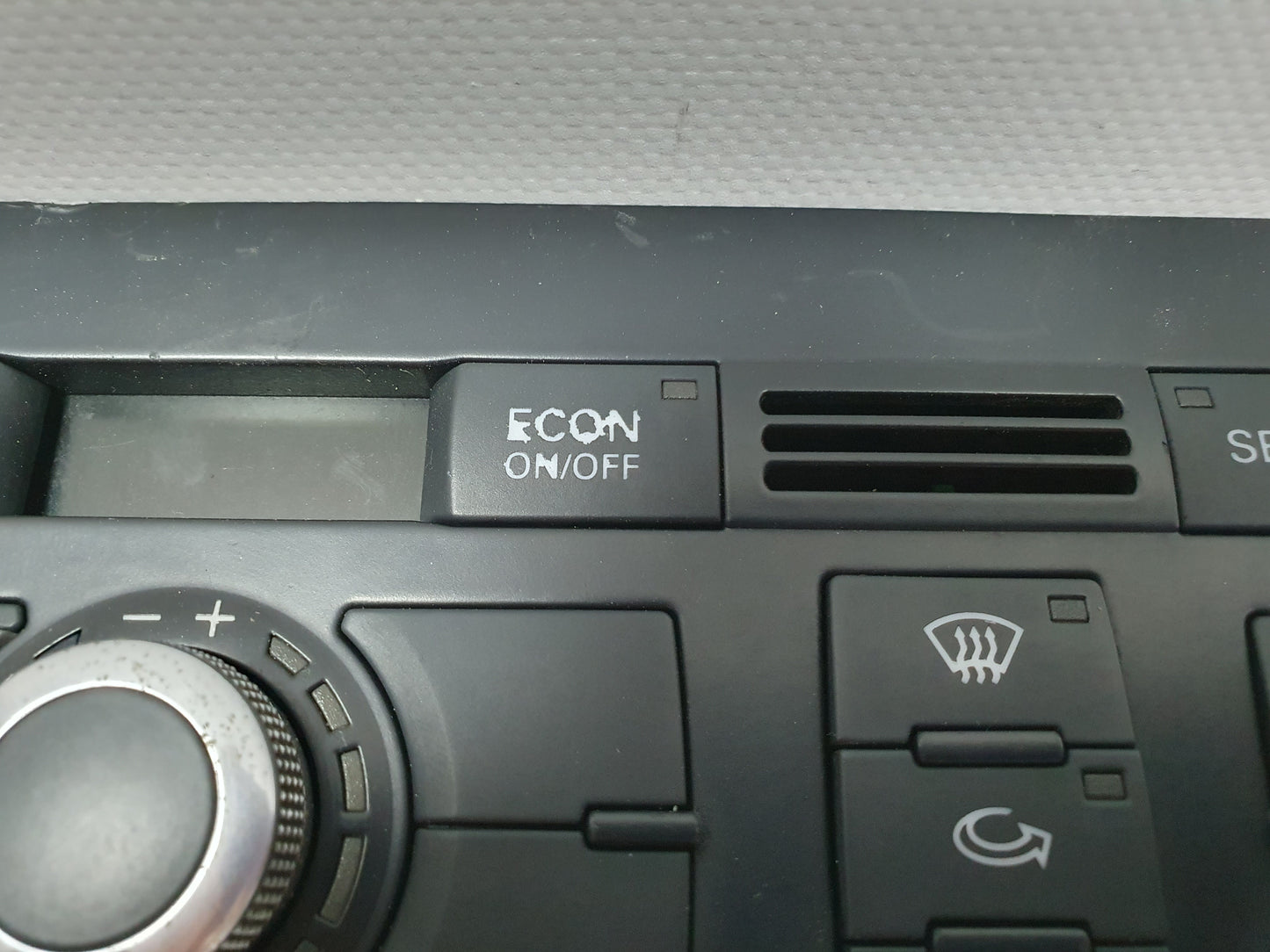 Panou climatronic Audi Q7 (4LB) 3.0 TDI BUG 2008