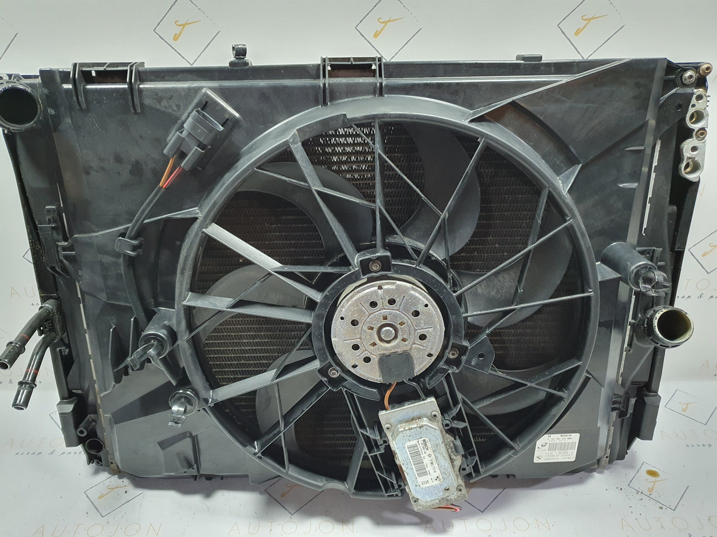 Ansamblu radiatoare cu ventilator BMW 3' (E90) Saloon 2.0 D N46 2007