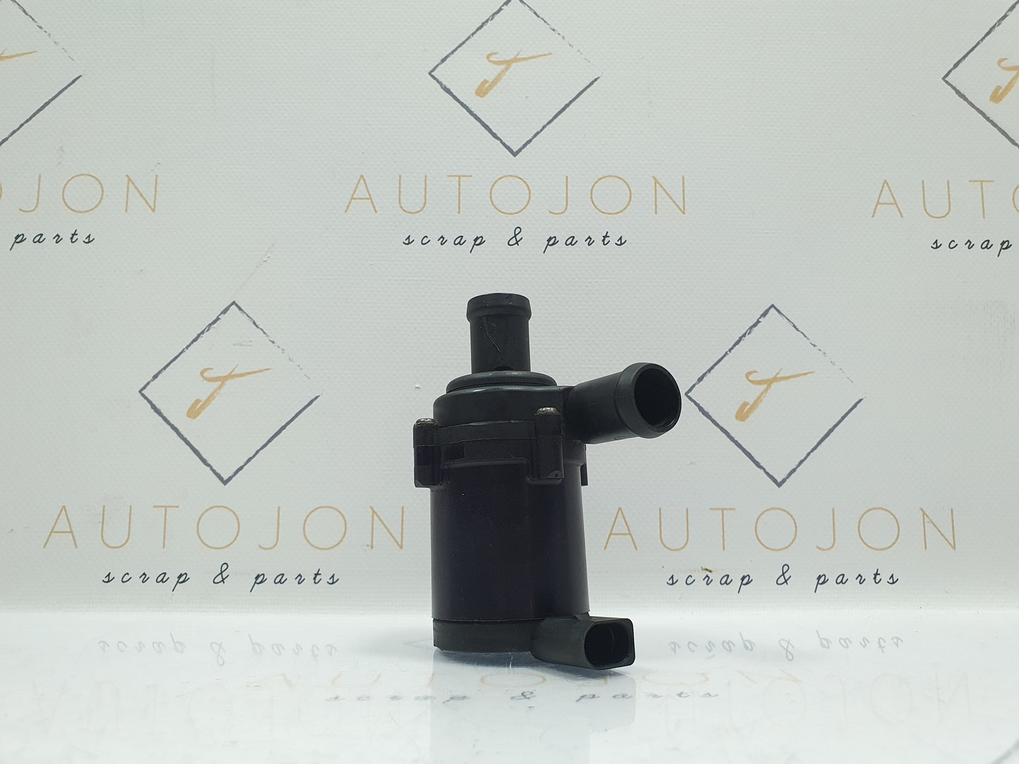 Pompa recirculare apa Audi Q7 (4LB) 3.0 TDI 2008