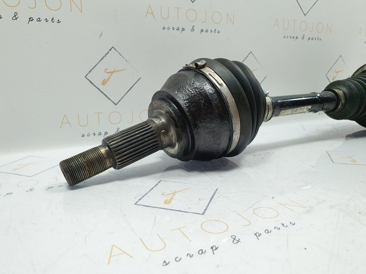 Planetara dreapta fata Audi Q7 (4LB) 3.0 TDI BUG 2008