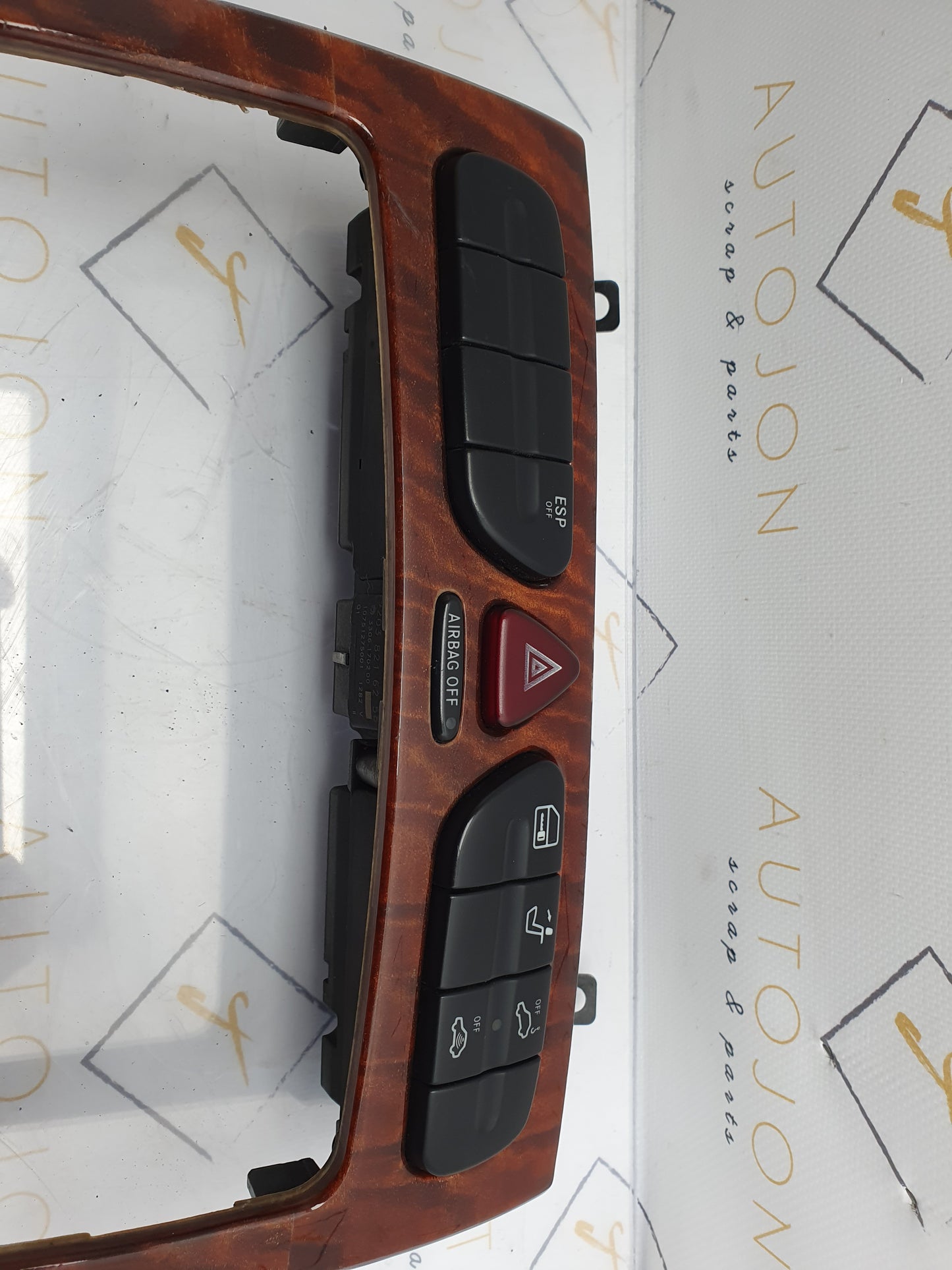 Consola centrala mahon cu butoane Mercedes C Class (W203) 2.2 CDI 2000