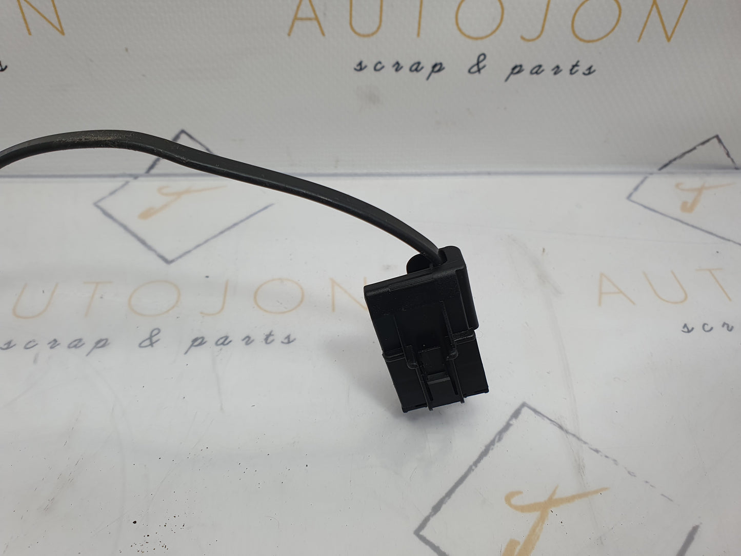 Senzor rpm DSG Skoda Superb (3T5) Kombi 2.0 TDI CBBB 2010