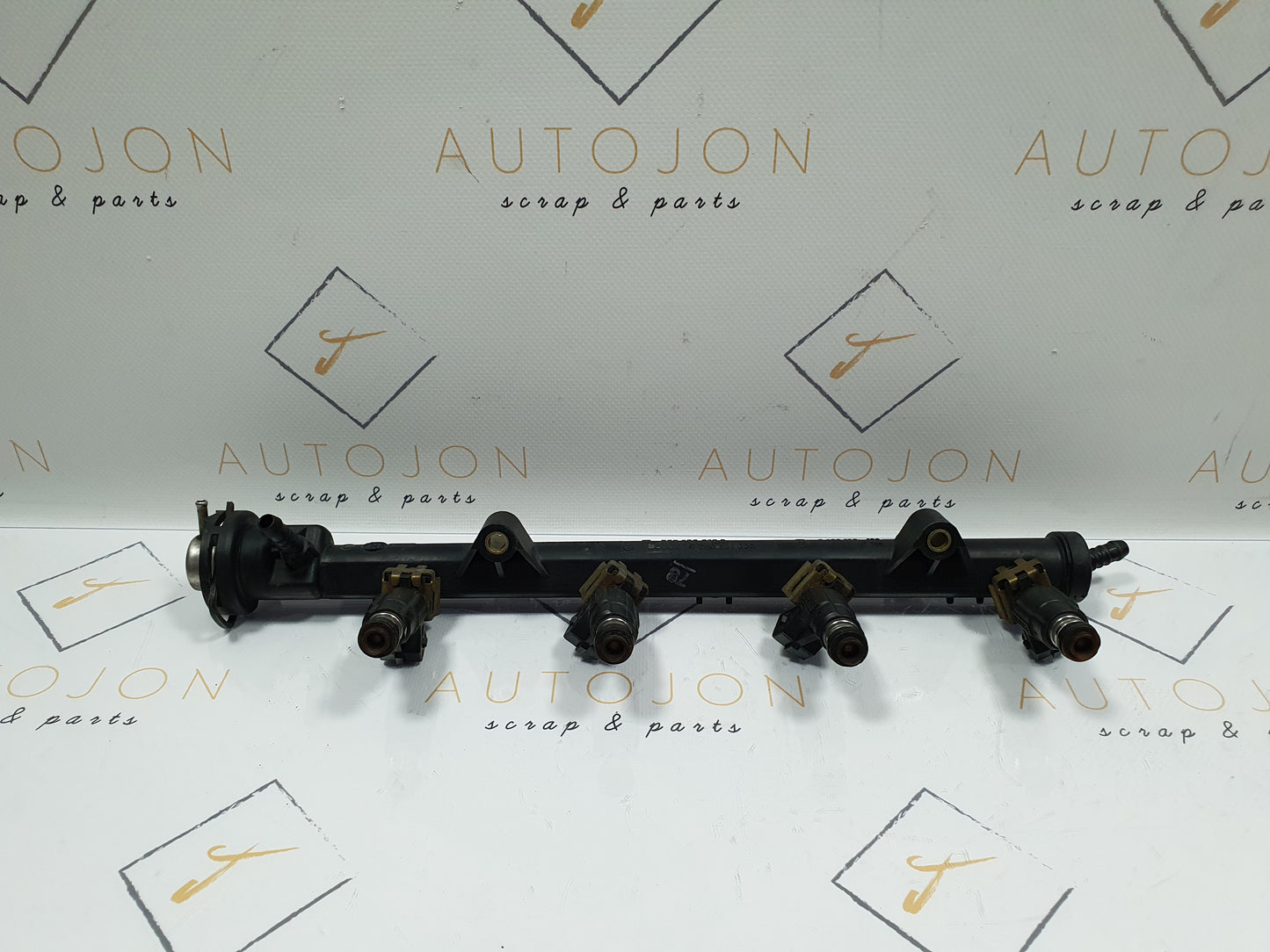 Rampa cu injectoare Volkswagen Polo (6N1) Hatchback 1.0 B ALL 1999