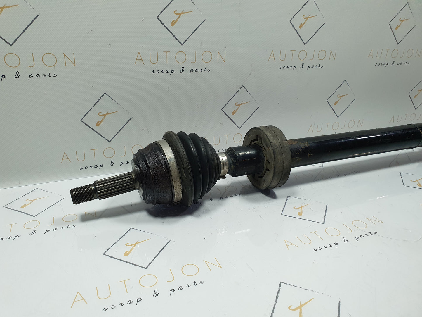 Planetara dreapta Volkswagen Polo (6N1) Hatchback 1.0 B ALL 1999