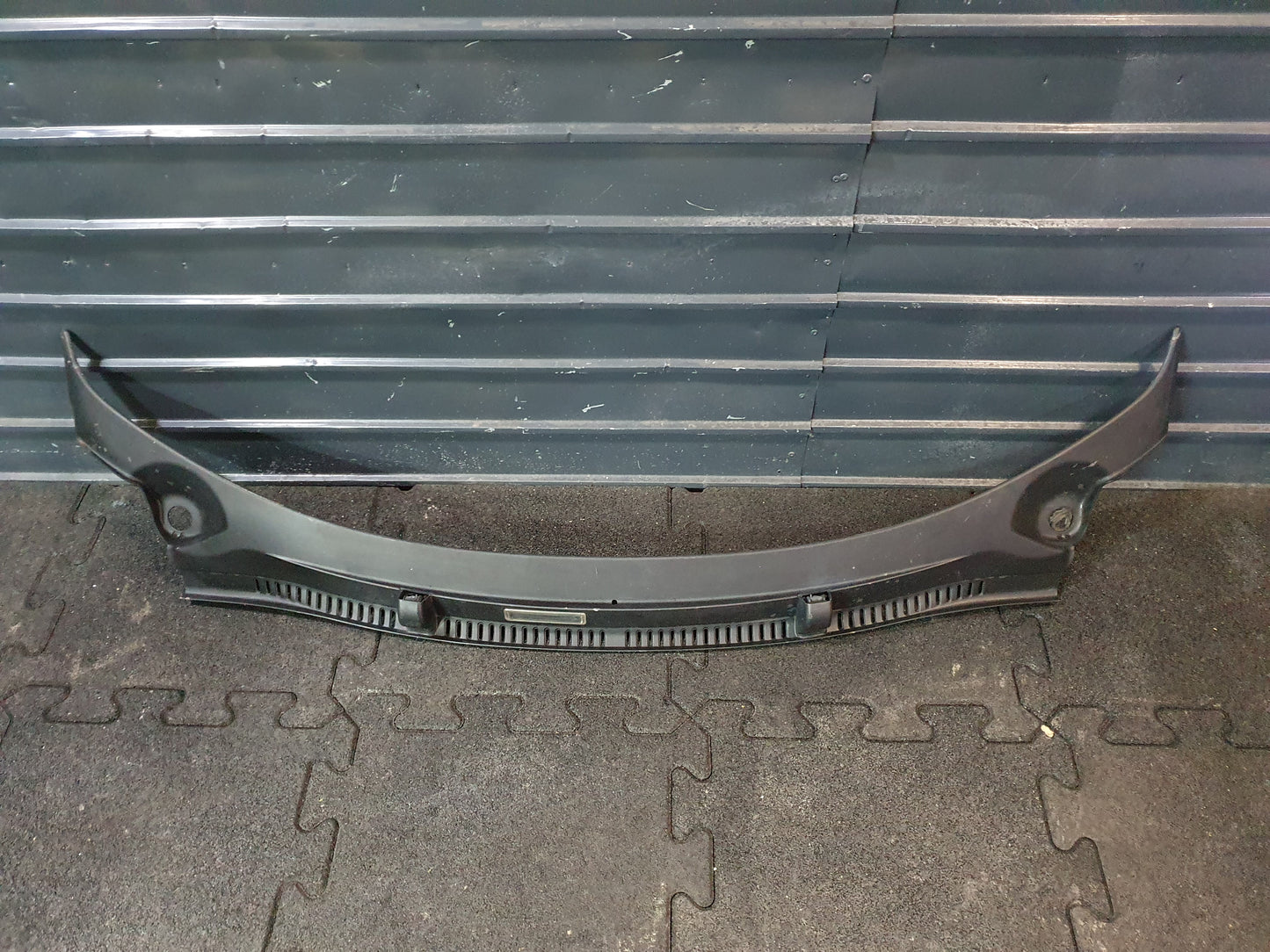 Grila stergatoare Ford Galaxy (WGR) 1.9 TDI ASZ 2004