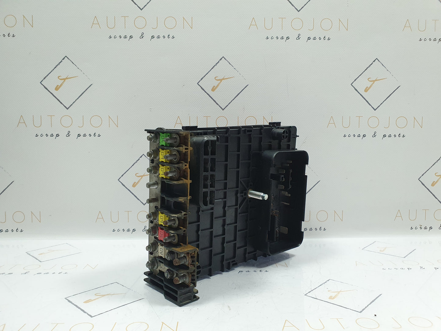 Panou sigurante motor Volkswagen Passat (3C5) Variant 2.0 TDI BMP 2007