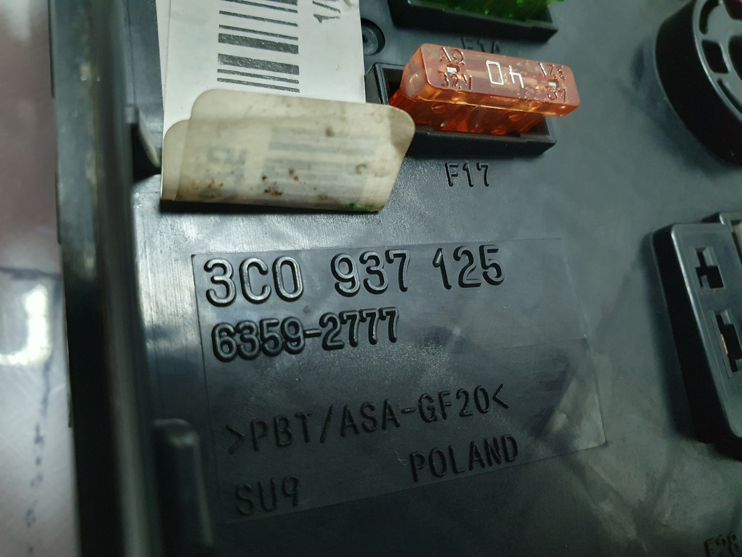 Panou sigurante motor Volkswagen Passat (3C5) Variant 2.0 TDI BMP 2007