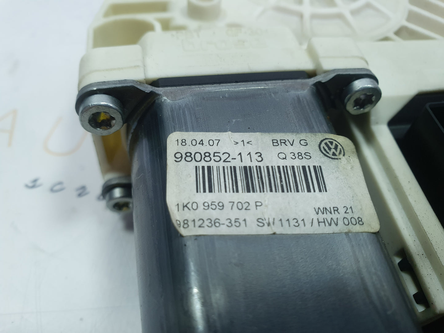 Motoras macara stanga fata Volkswagen Passat (3C5) Variant 2.0 TDI BMP 2007