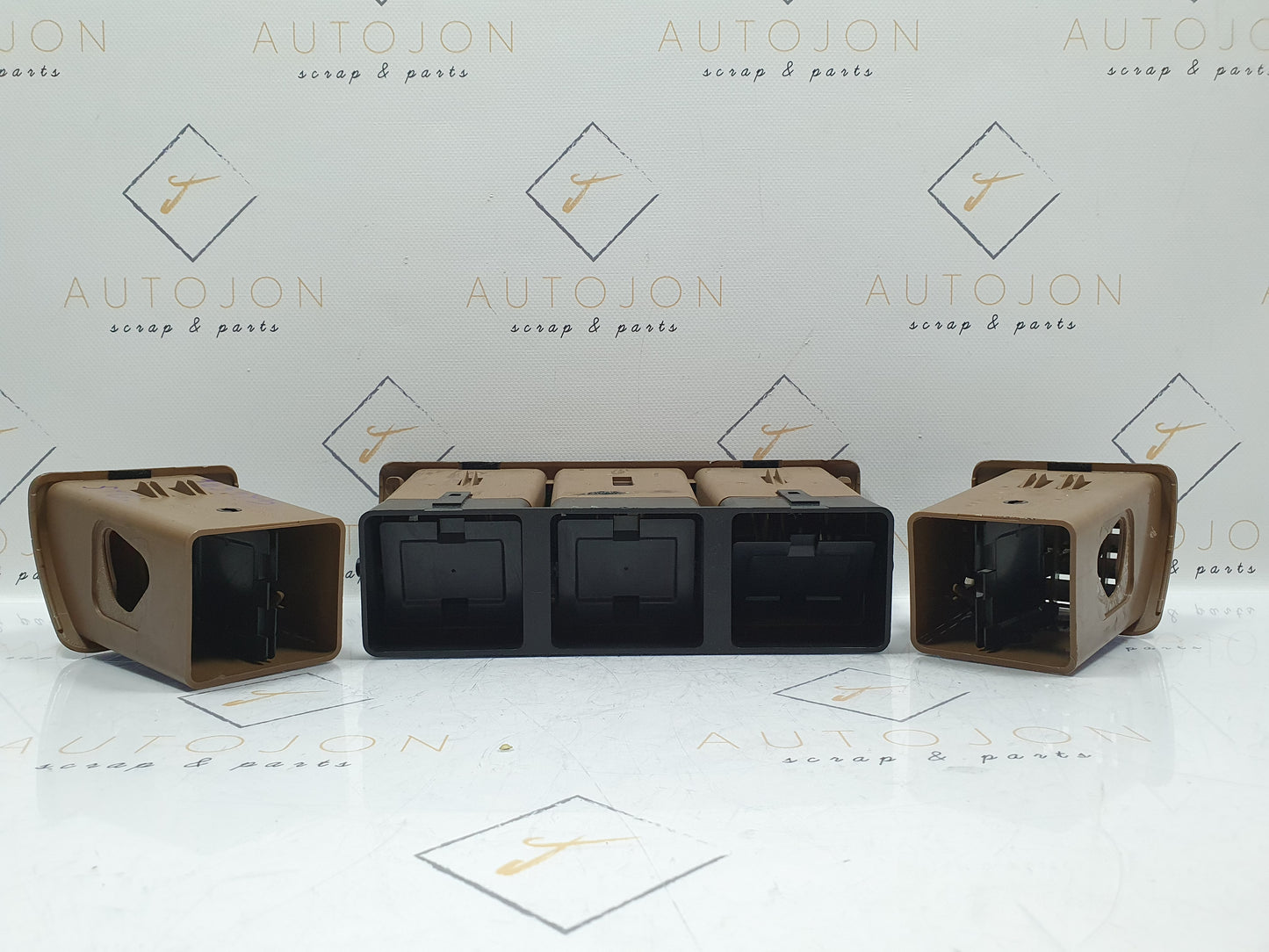 Set grile aer bord Mercedes ML (W163) 270 CDI OM612 2001