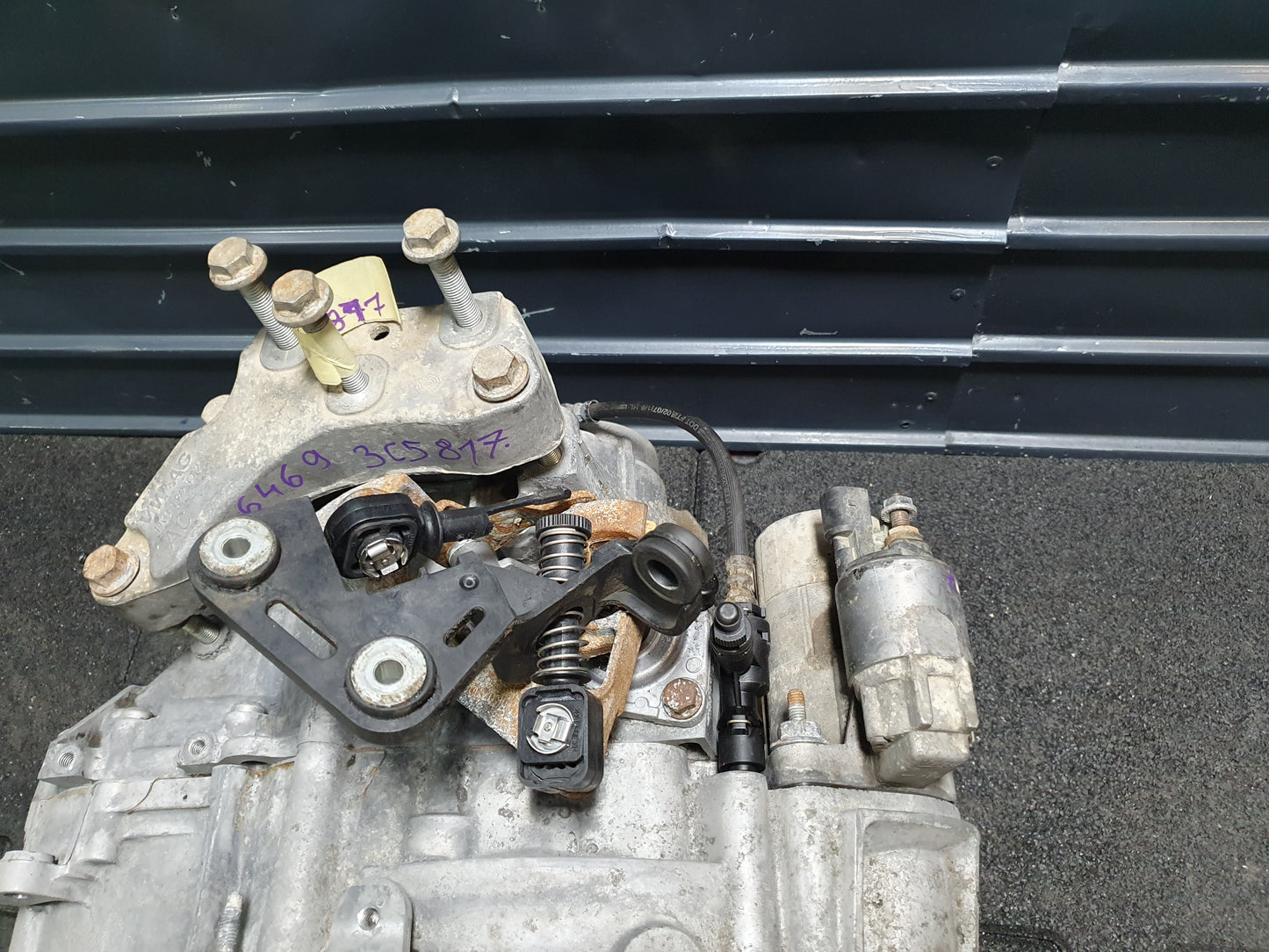 Kit conversie cutie 6 trepte 1.9 TDI BXE Volkswagen Touran (1T2) 2008