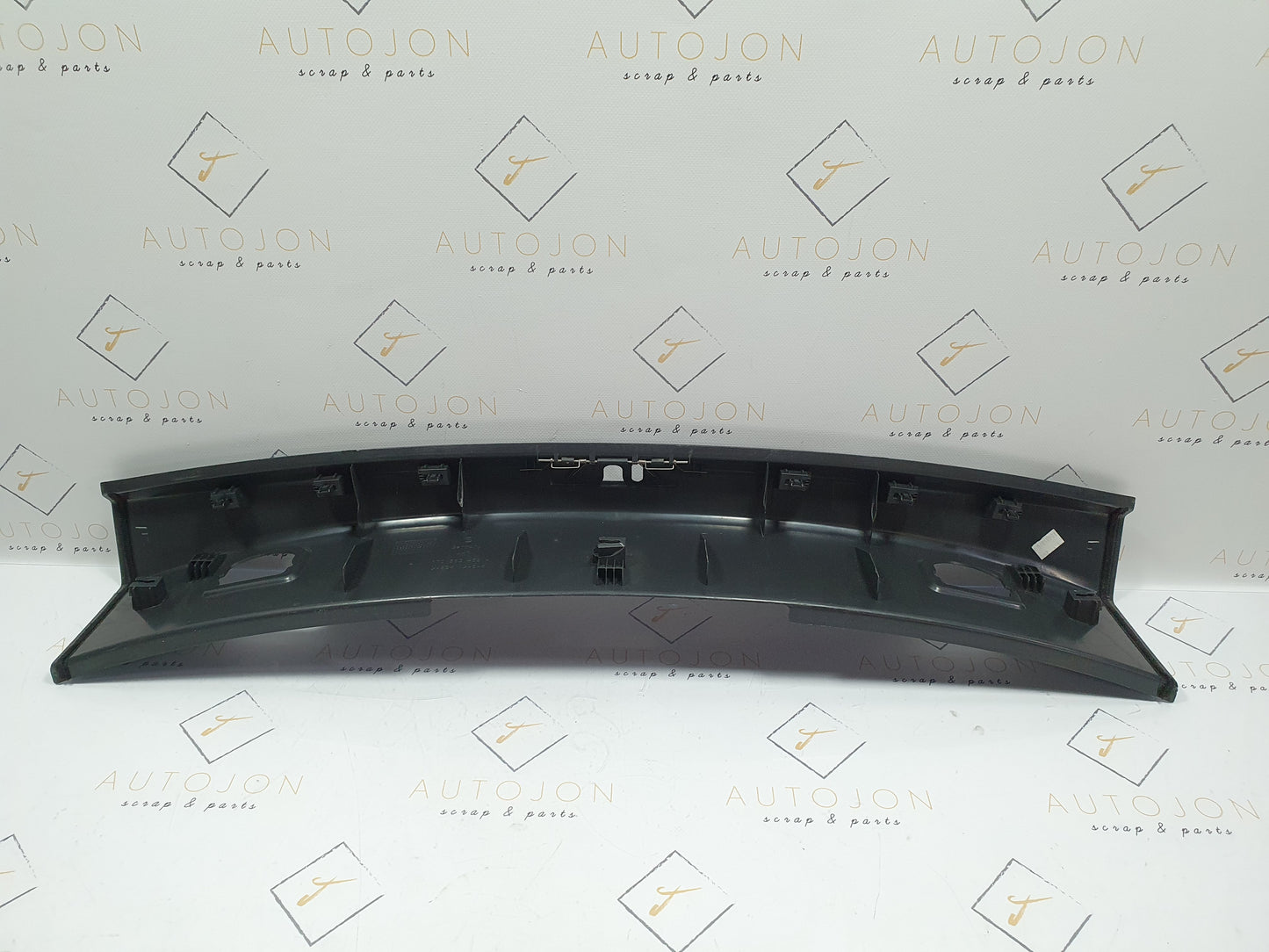 Ornament finitie portbagaj Volkswagen Touran (1T3) 2.0 TDI CFHC 2012