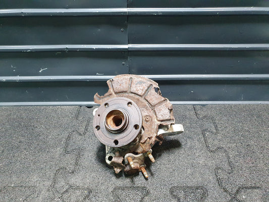 Fuzeta stanga fata Volkswagen Passat B6 (3C5) Variant 2.0 TDI CBAB 2009