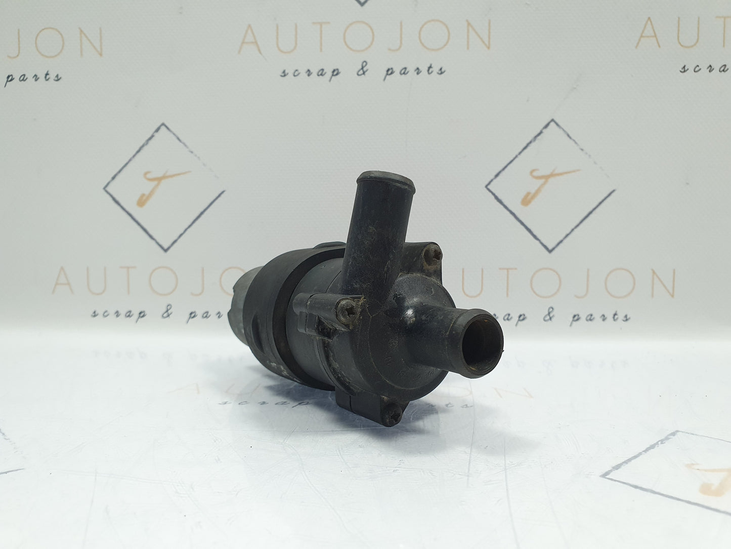 Pompa recirculare apa auxiliara Viano (W639) 2.2 CDI OM646 2004