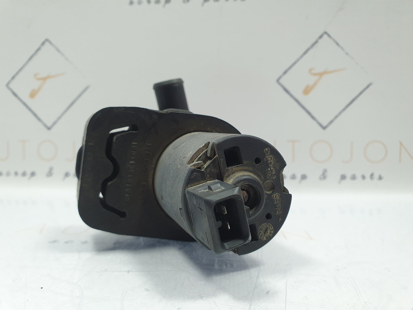 Pompa recirculare apa auxiliara Viano (W639) 2.2 CDI OM646 2004