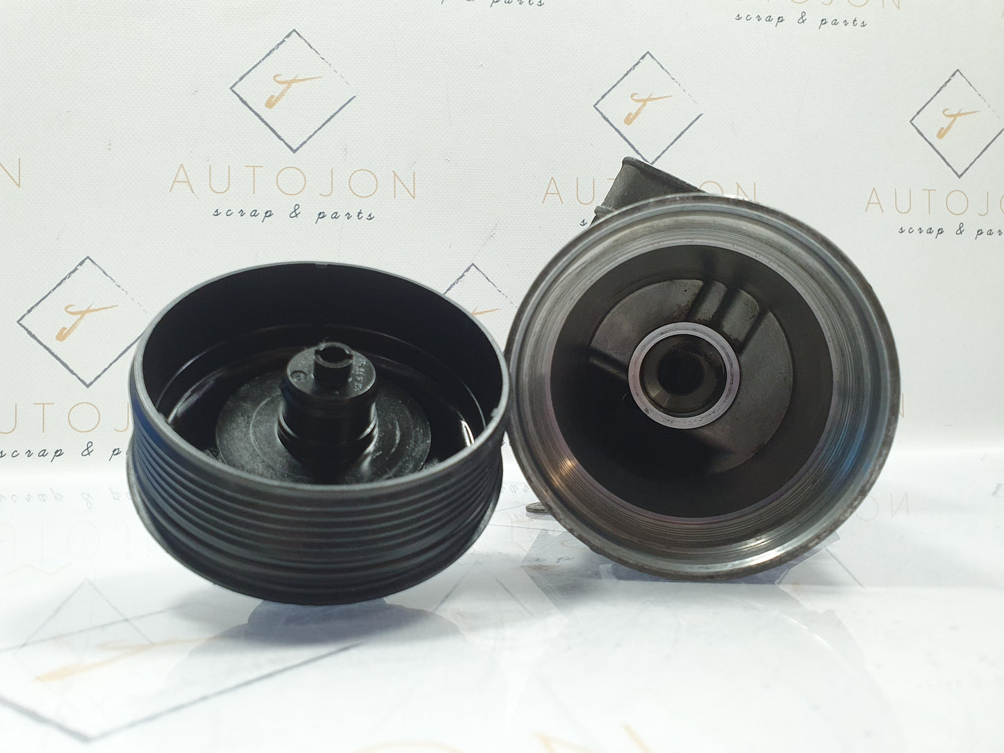 Carcasa filtru ulei 045115389J Volkswagen Passat (3C5) Variant 2.0 TDI BMP 2007