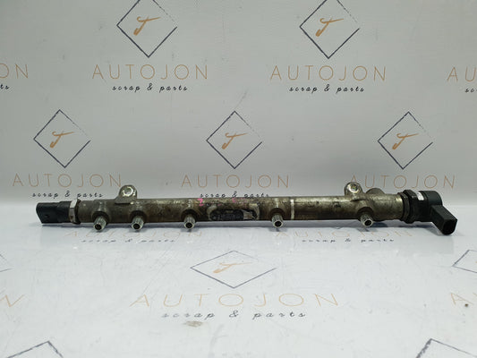 Rampa injectoare A6110700395  Mercedes C 200 (W203) 2.2 CDI OM646 2003