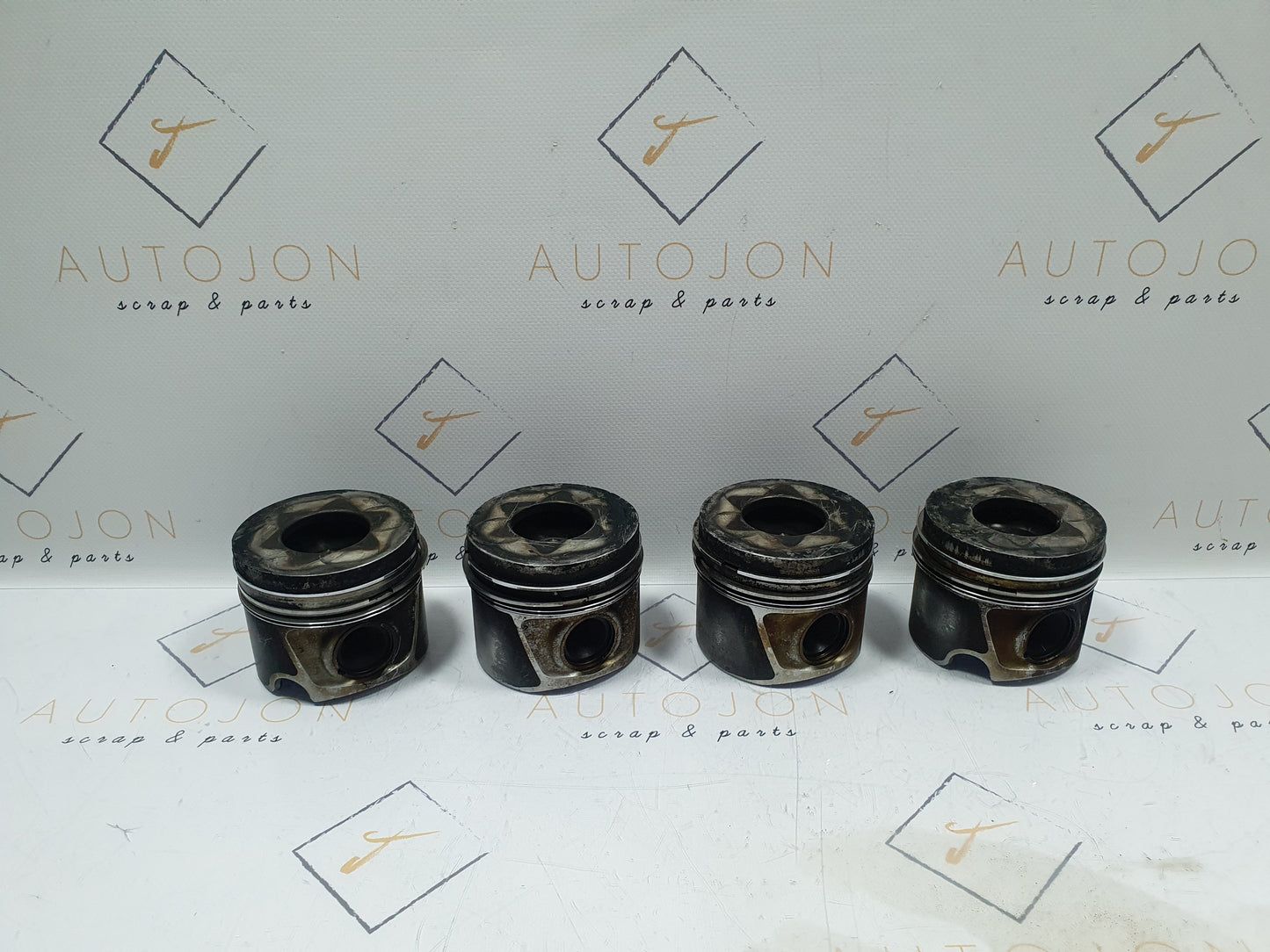 Piston motor Volkswagen Passat B6 (3C5) Variant 2.0 TDI BMR 2006