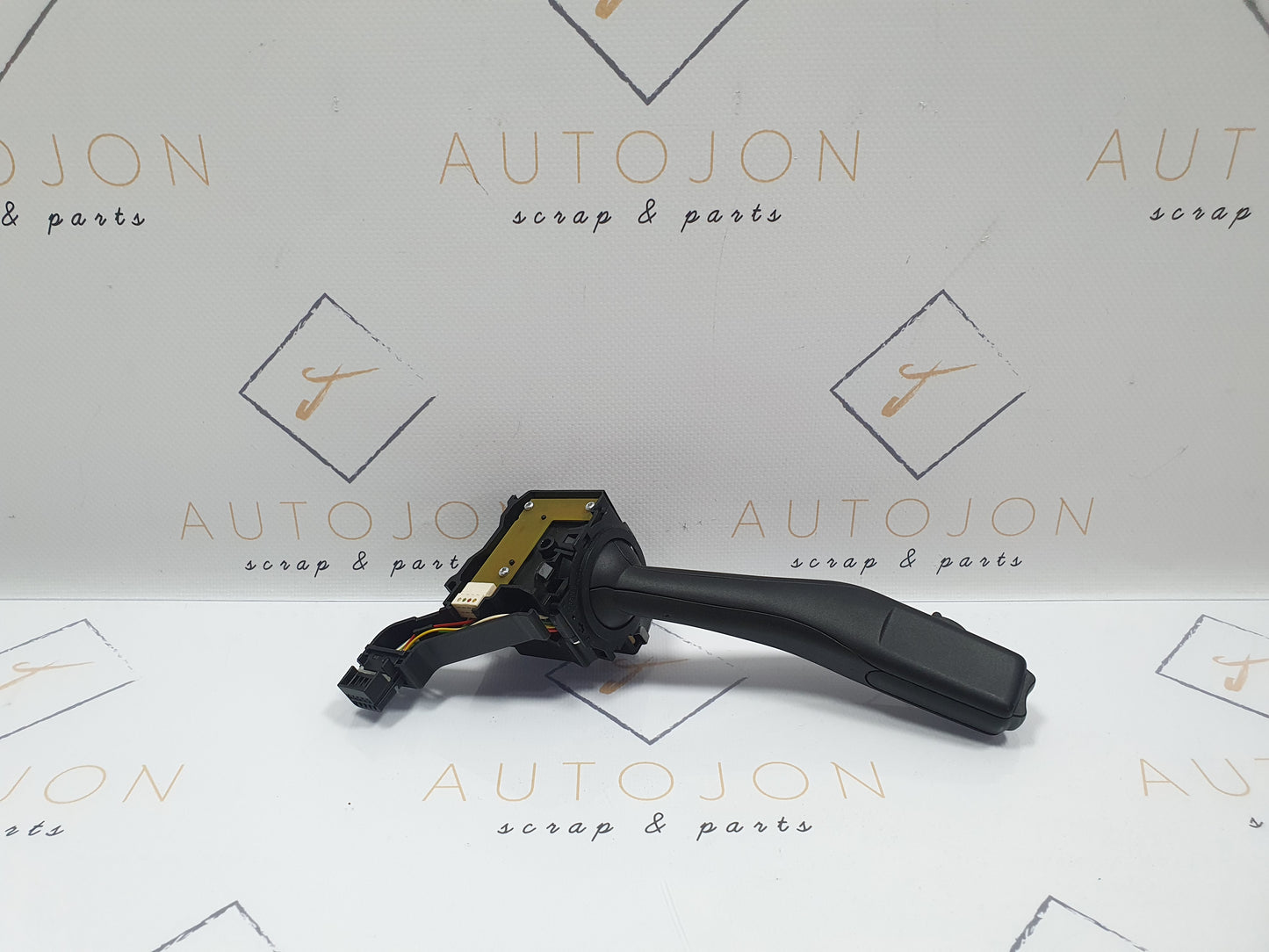 Maneta semnalizare cu tempomat Volkswagen Jetta (1K2) Berlina 1.6 TDI CAYC 2010