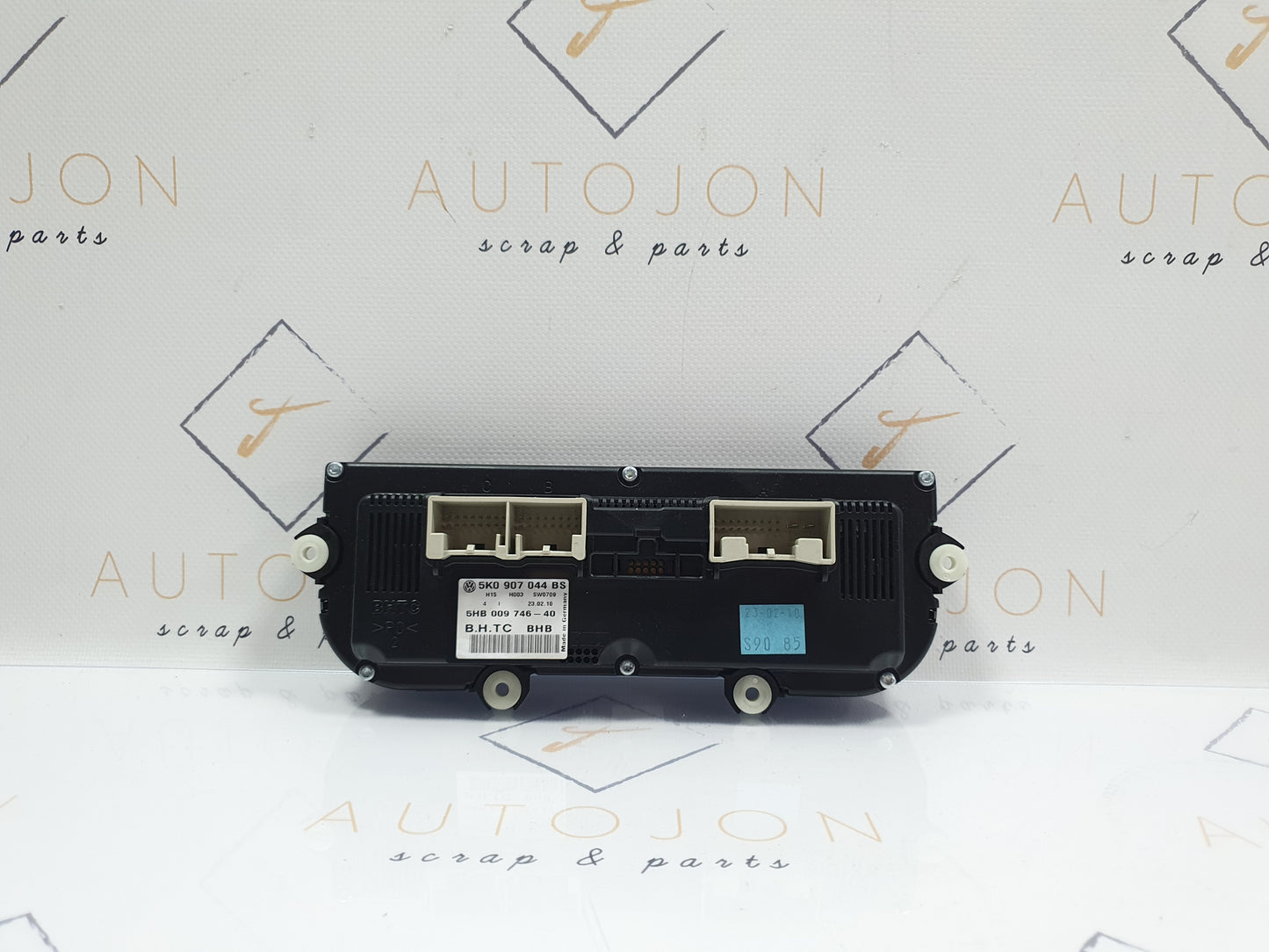 Panou climatronic Volkswagen Jetta (1K2) Berlina 1.6 TDI CAYC 2010