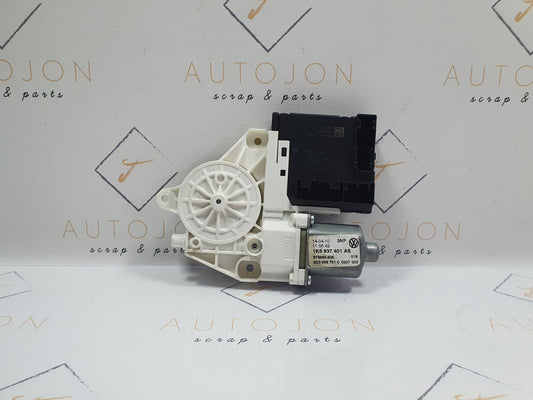 Motoras macara stanga fata Volkswagen Jetta (1K2) Berlina 1.6 TDI CAYC 2010