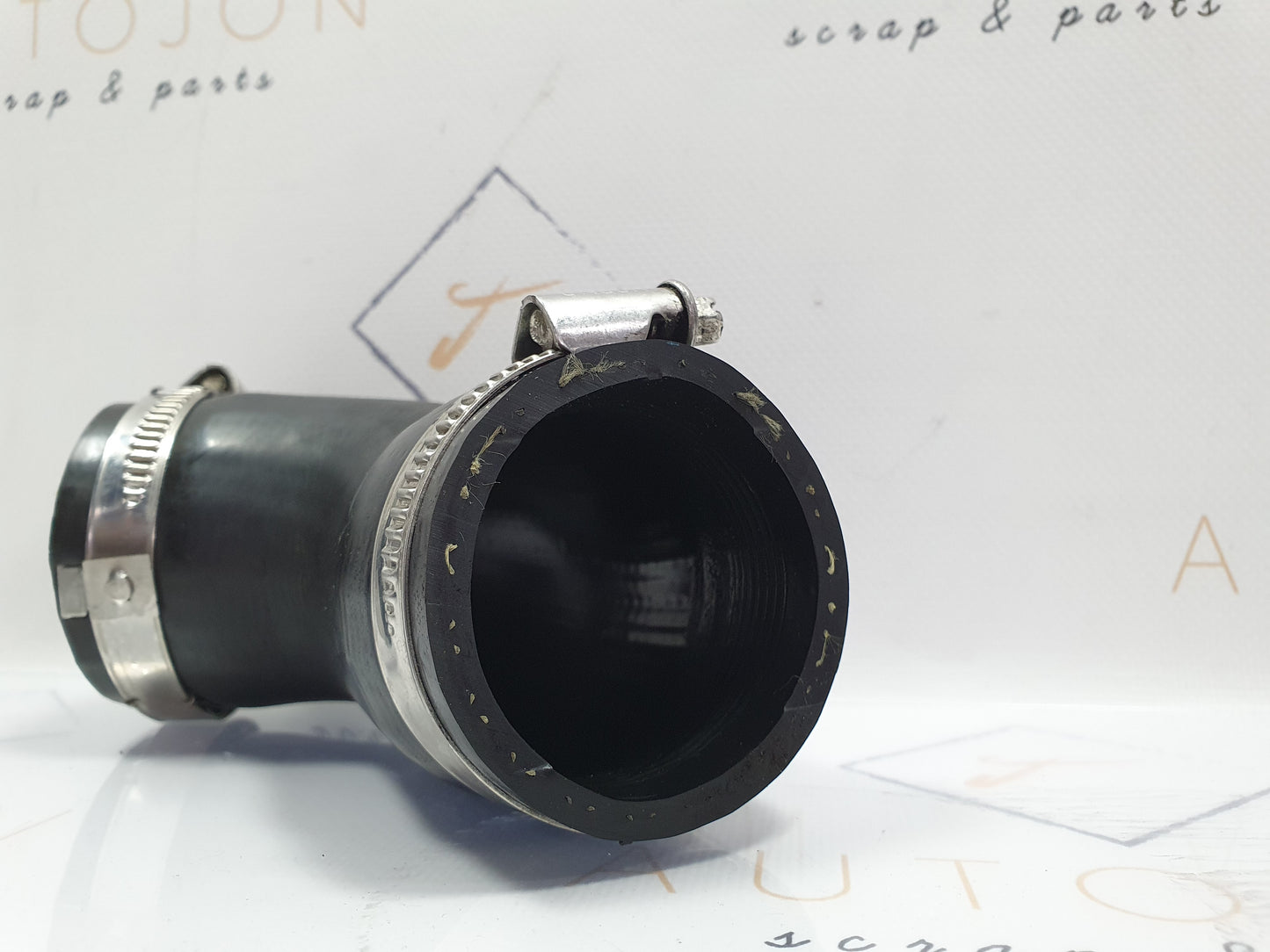 Furtun intercooler Volkswagen Jetta (1K2) Berlina 1.6 TDI CAYC 2010