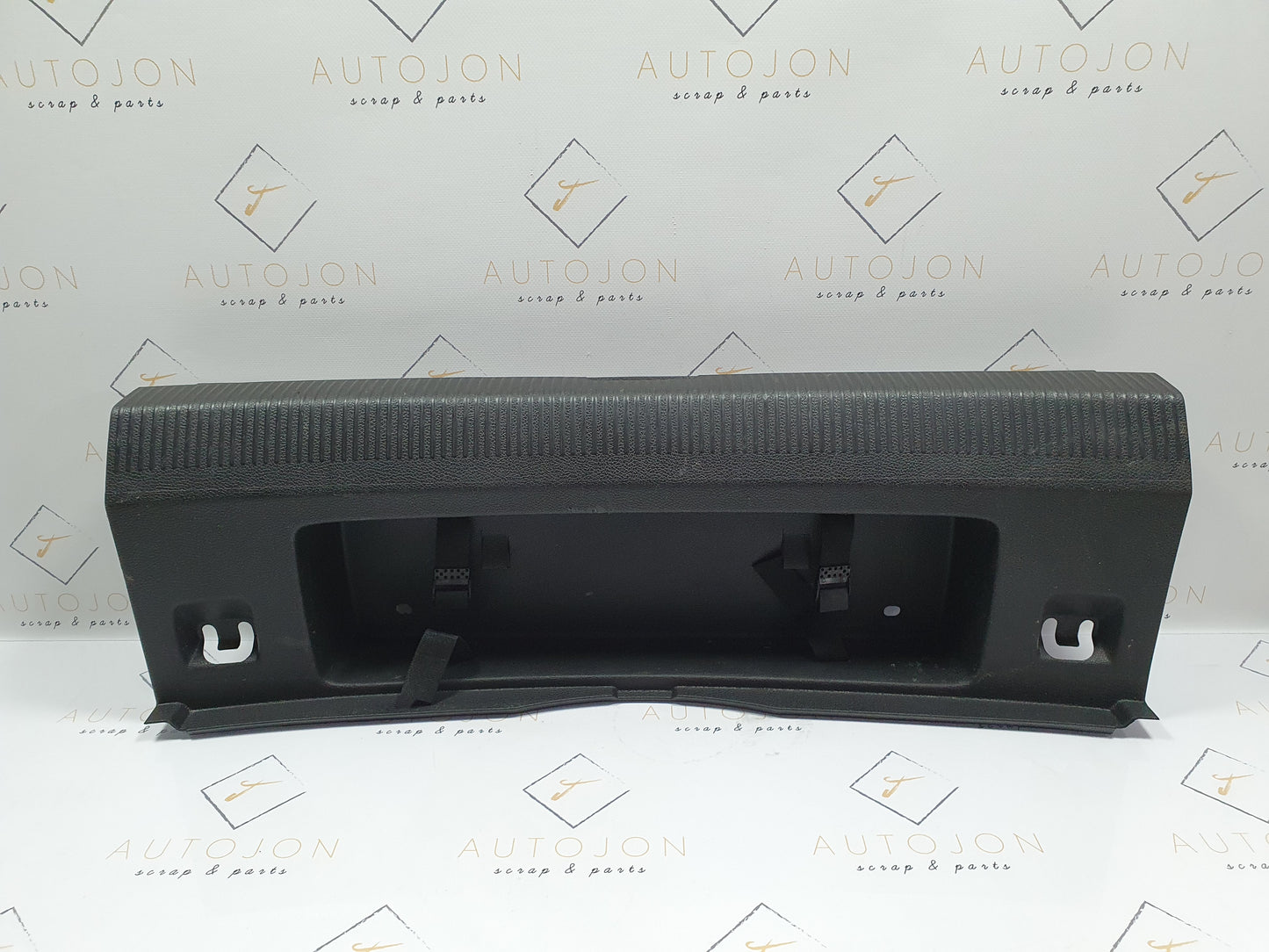 Ornament finitie portbagaj Volkswagen Jetta (1K2) Berlina 1.6 TDI CAYC 2010