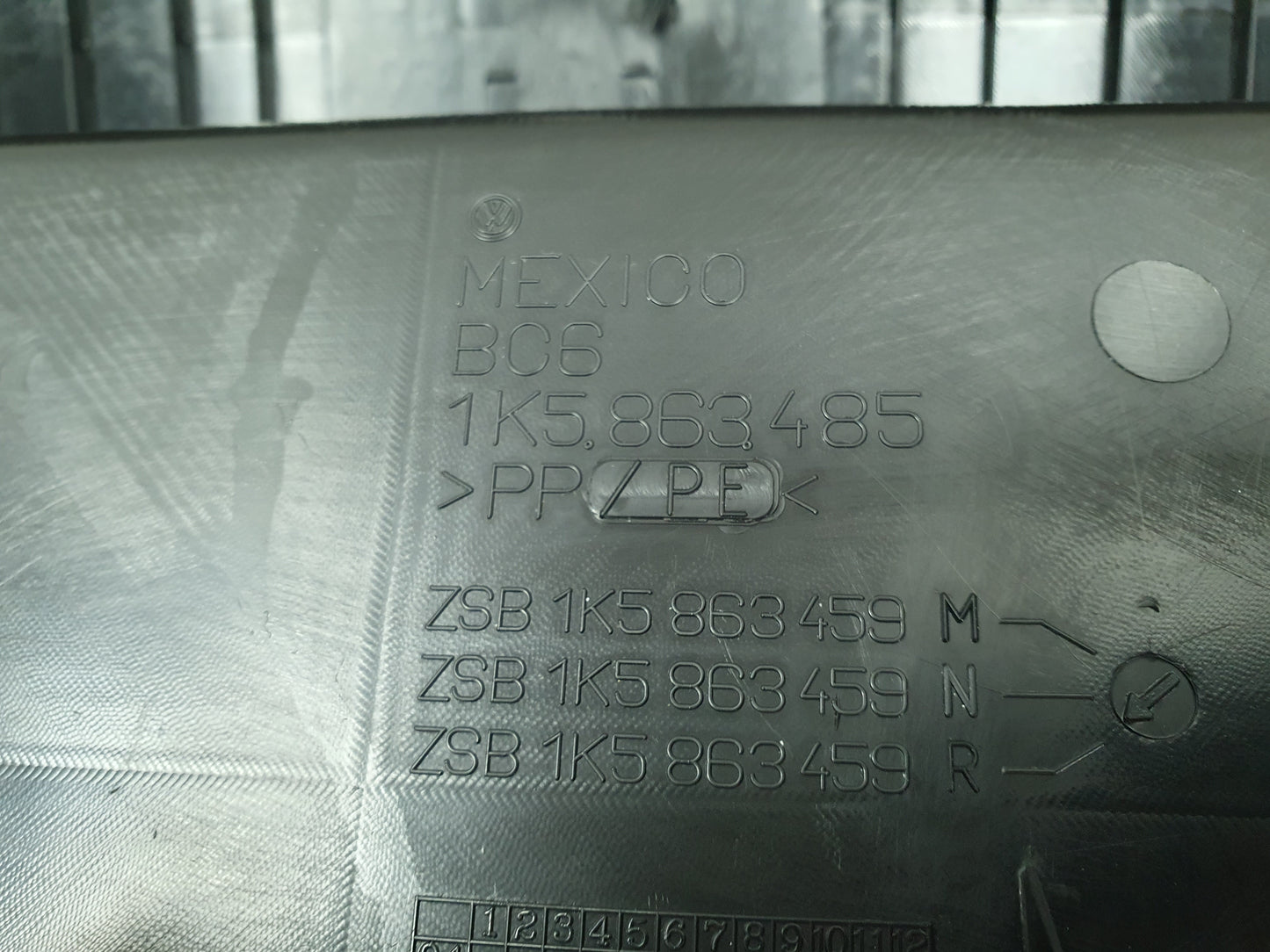 Ornament finitie portbagaj Volkswagen Jetta (1K2) Berlina 1.6 TDI CAYC 2010